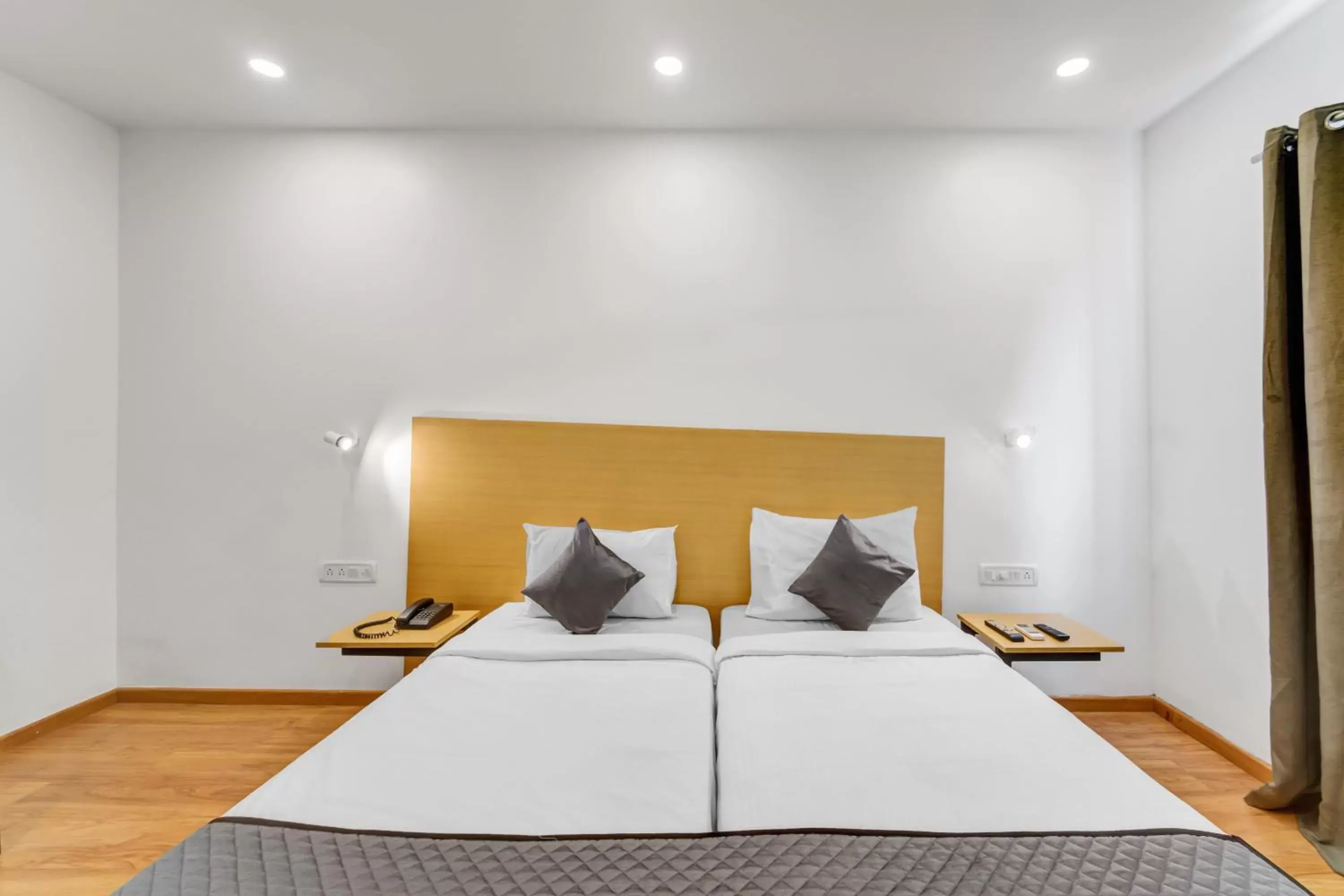 Bed in UPAR Hotels Thoraipakkam, OMR Bed in UPAR Hotels Thoraipakkam, OMR