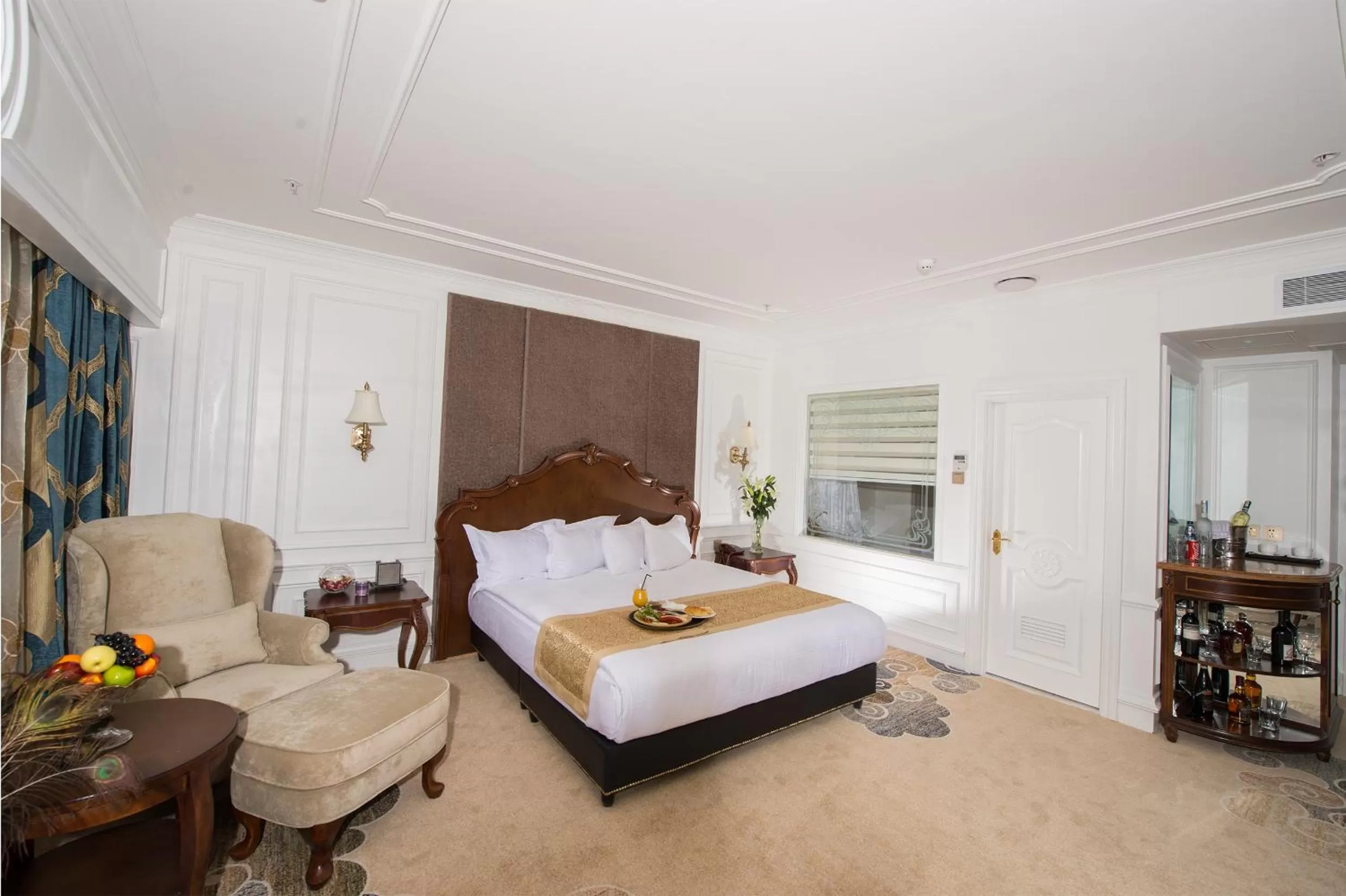 Day, Bed in Bishrelt Hotel