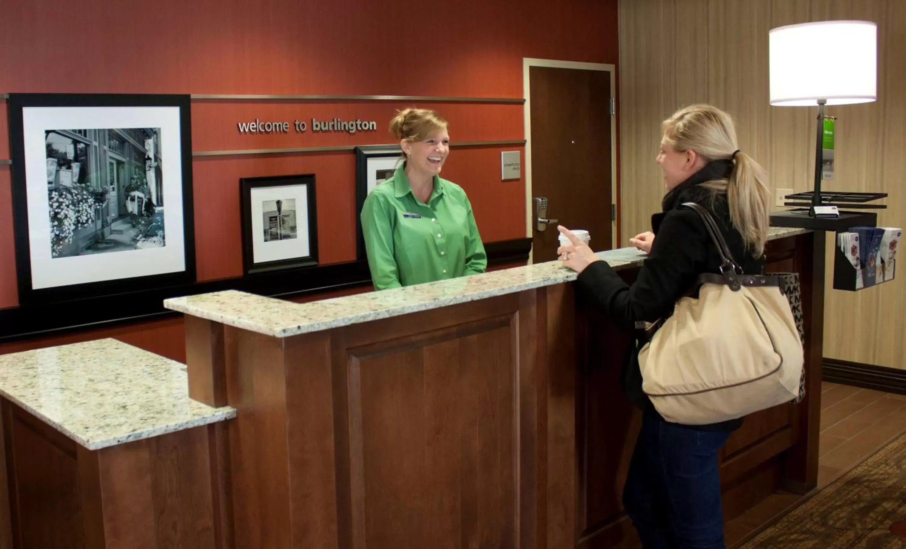 Lobby or reception in Hampton Inn - Burlington