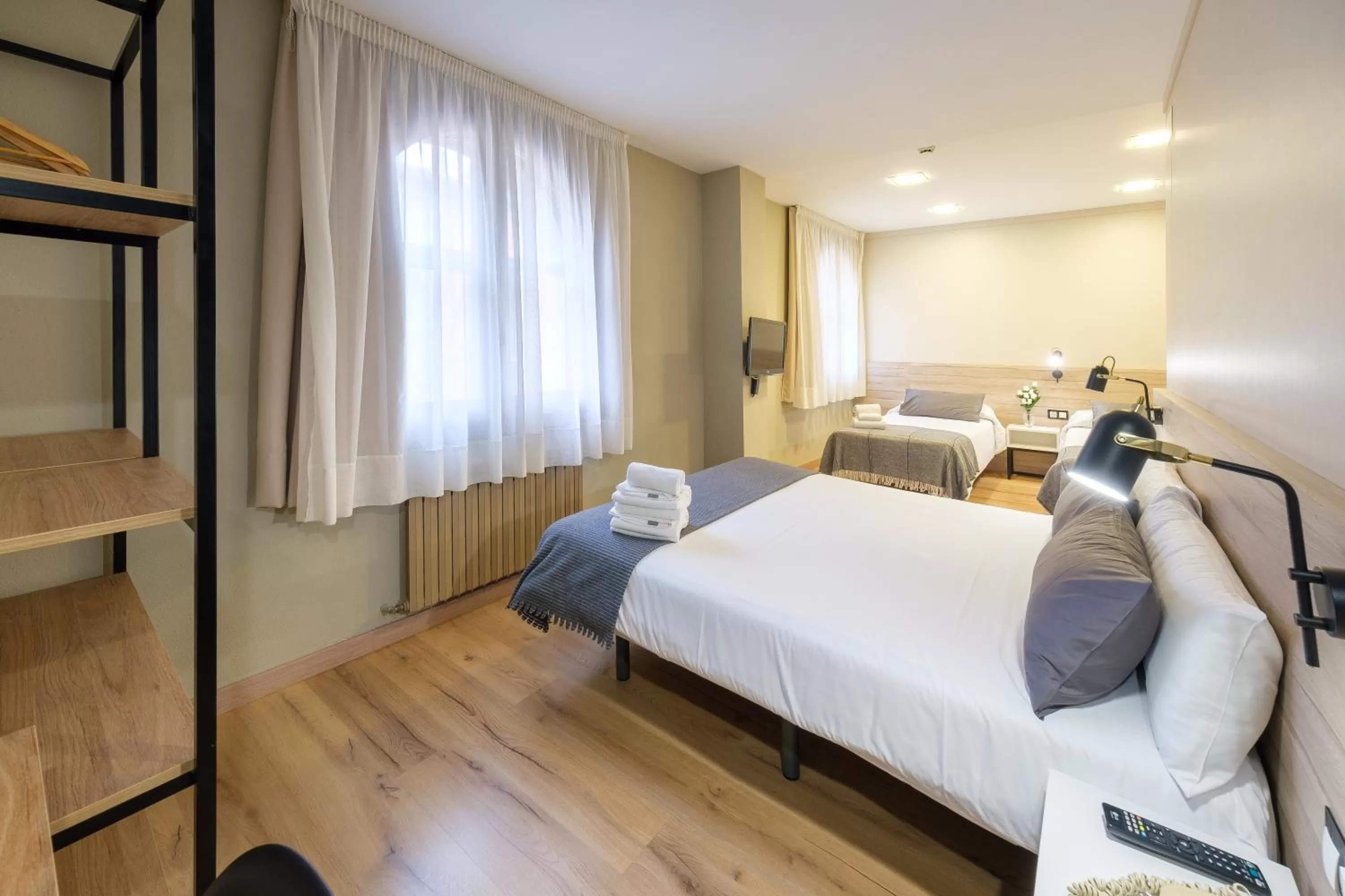 Photo of the whole room, Bed in Hotel Torres Manlleu