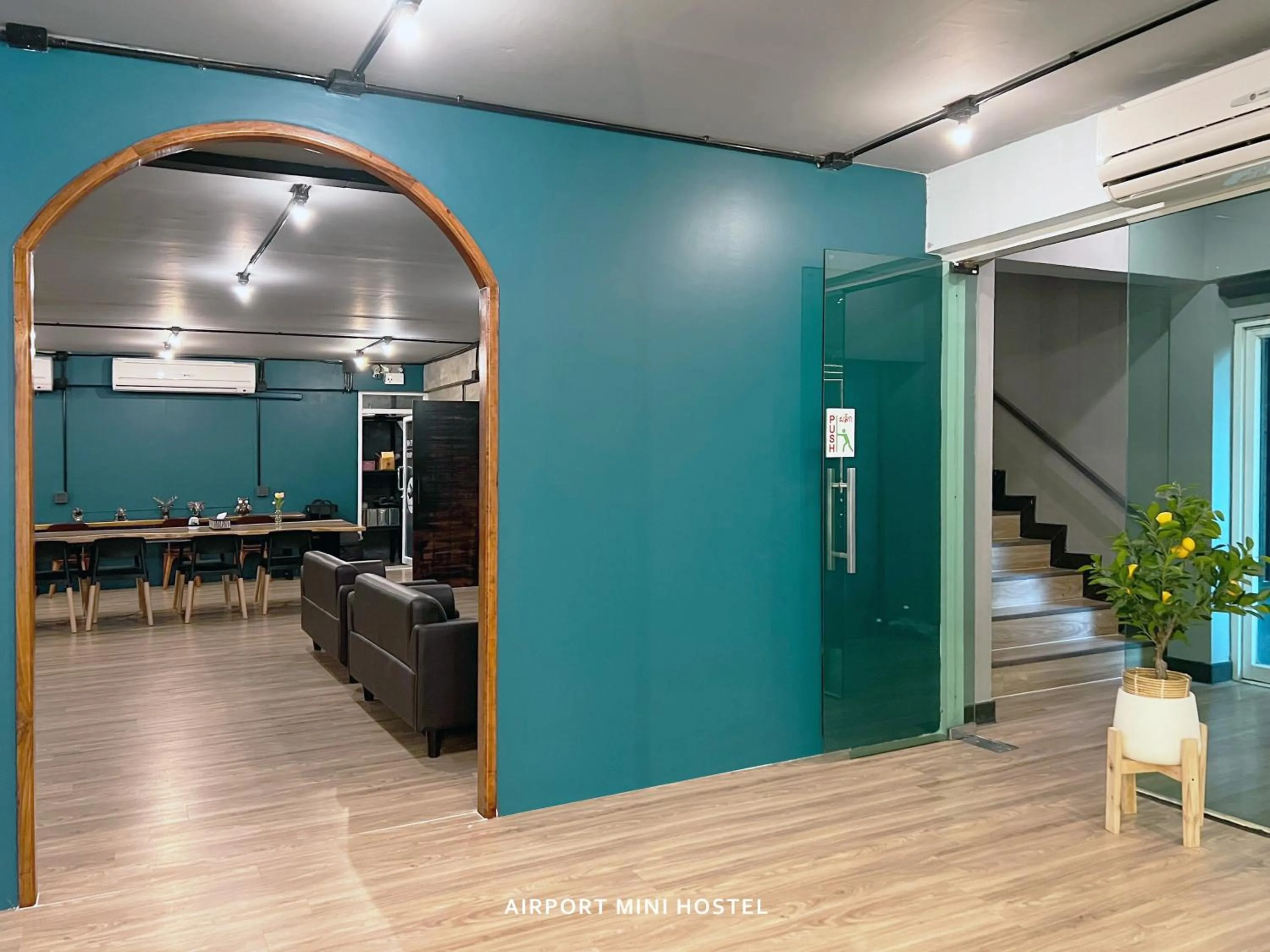 Property building in Airport Mini Hostel at Don Muang Airport