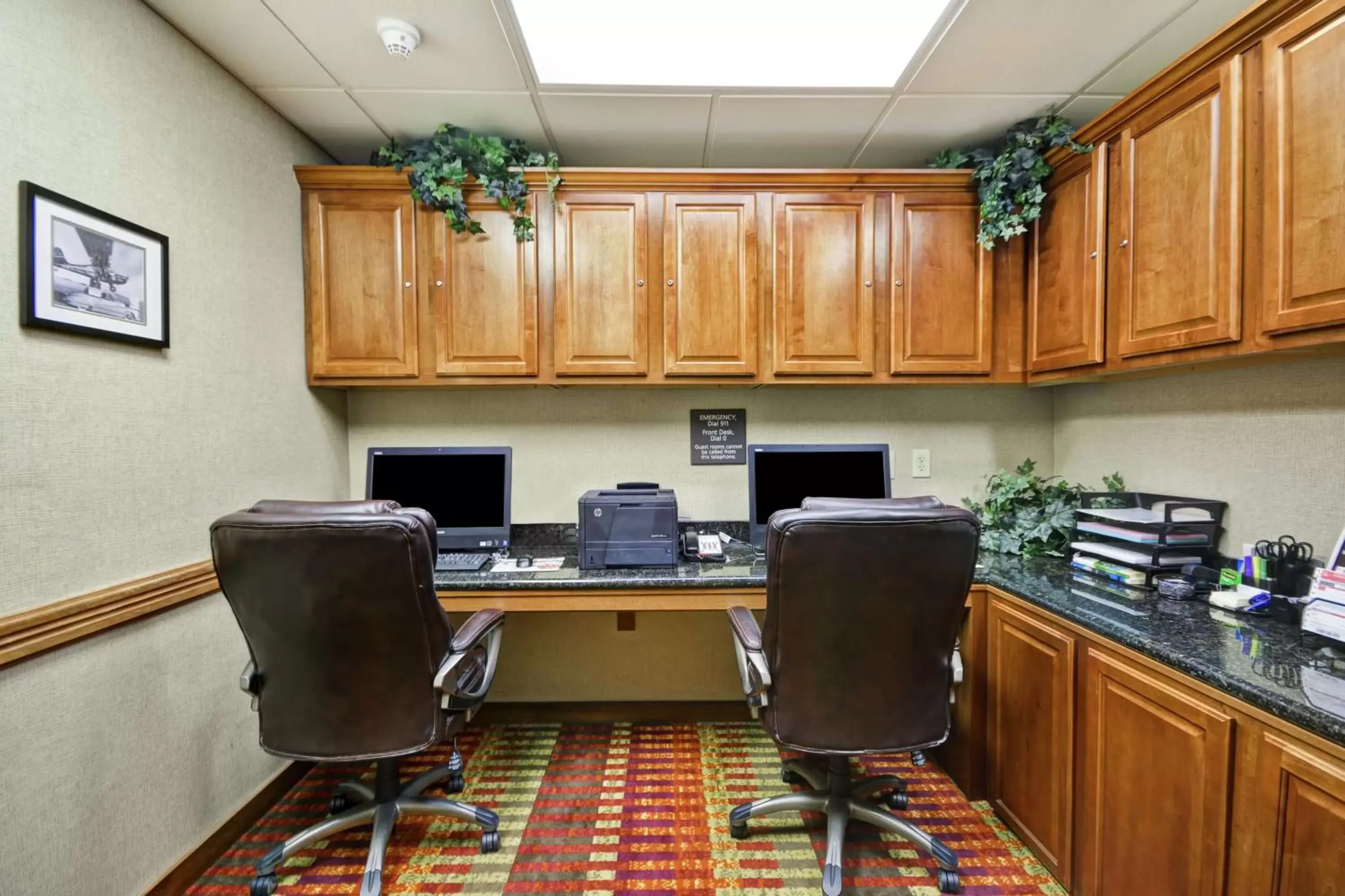 Business facilities in Hampton Inn & Suites Yuma