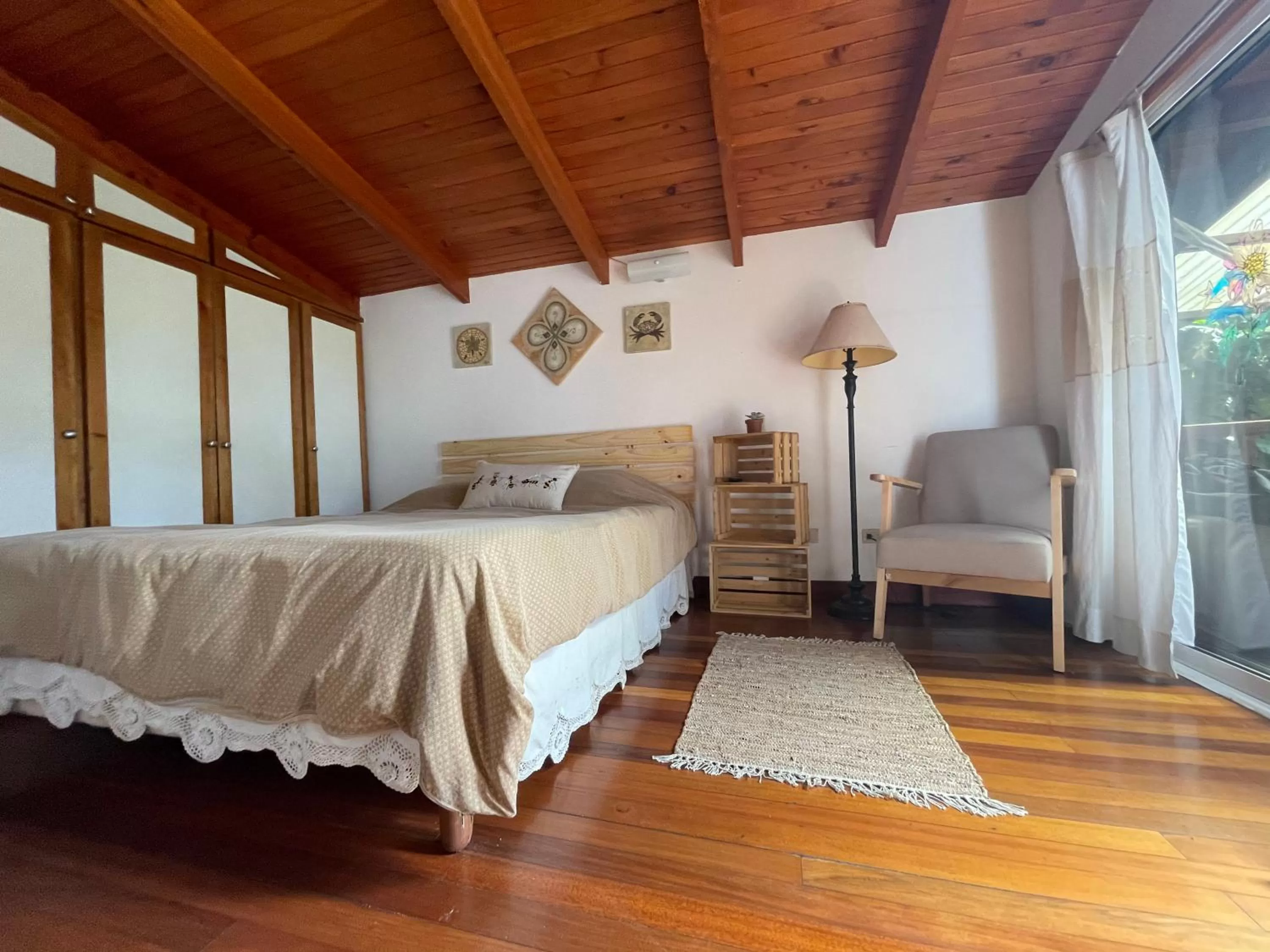 Bedroom, Bed in Tierra Magica B&B and Art Studio