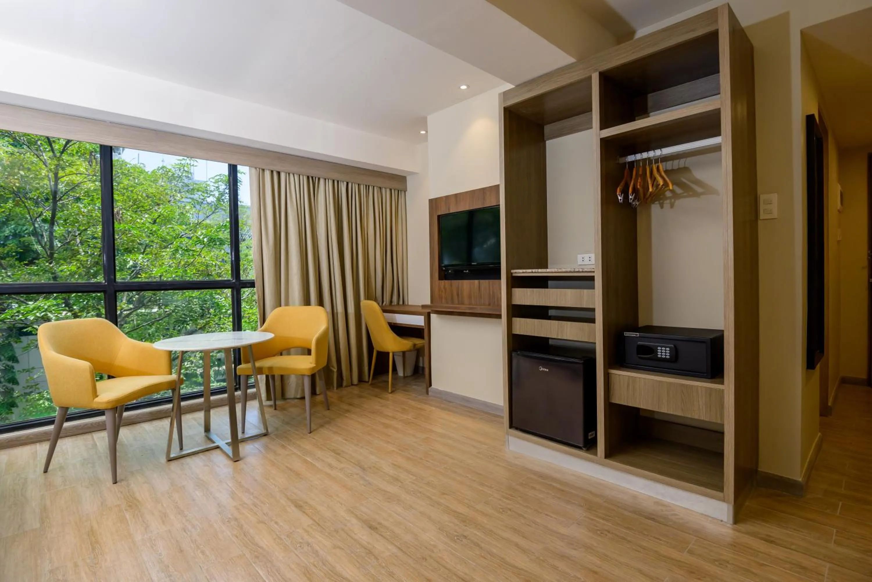 SureStay Plus by Best Western Cebu City