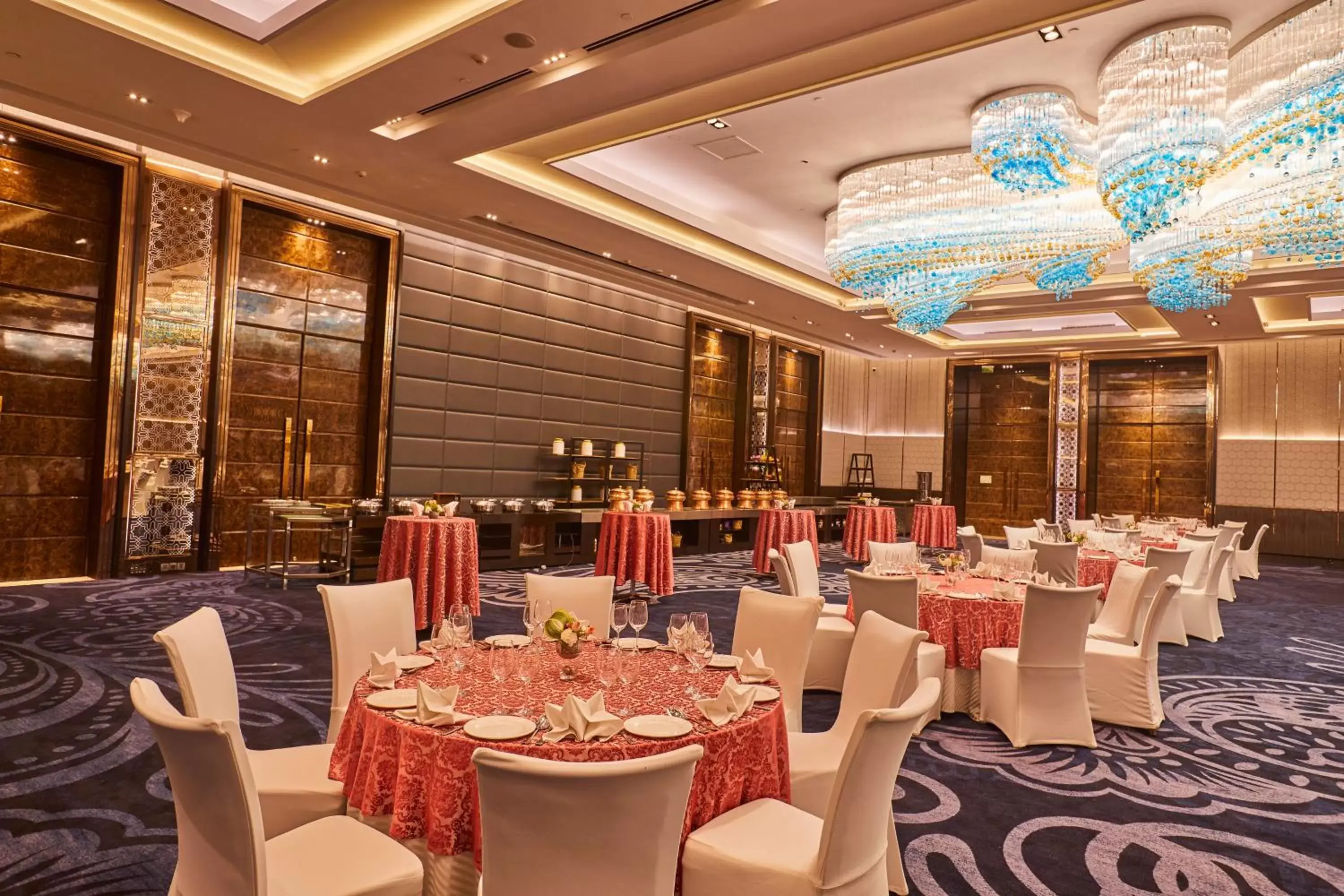 Banquet/Function facilities, Restaurant/Places to Eat in Crowne Plaza New Delhi Rohini, an IHG Hotel