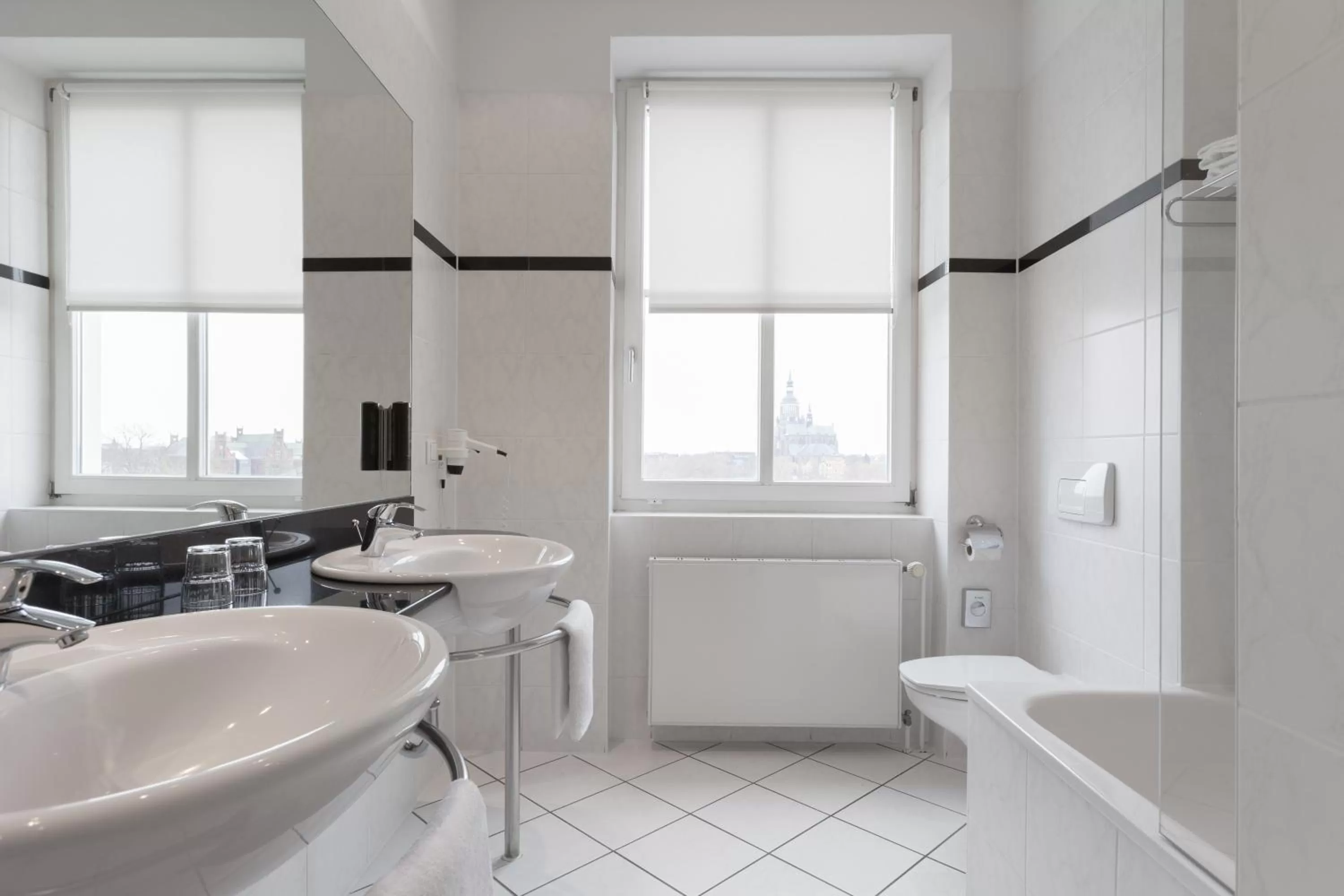 Shower in Vienna House by Wyndham Baltic Stralsund