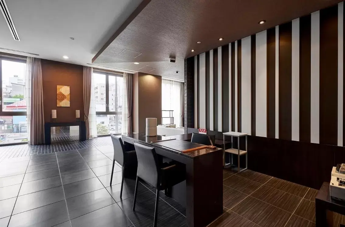 Lobby or reception in Daiwa Roynet Hotel Sapporo-Susukino