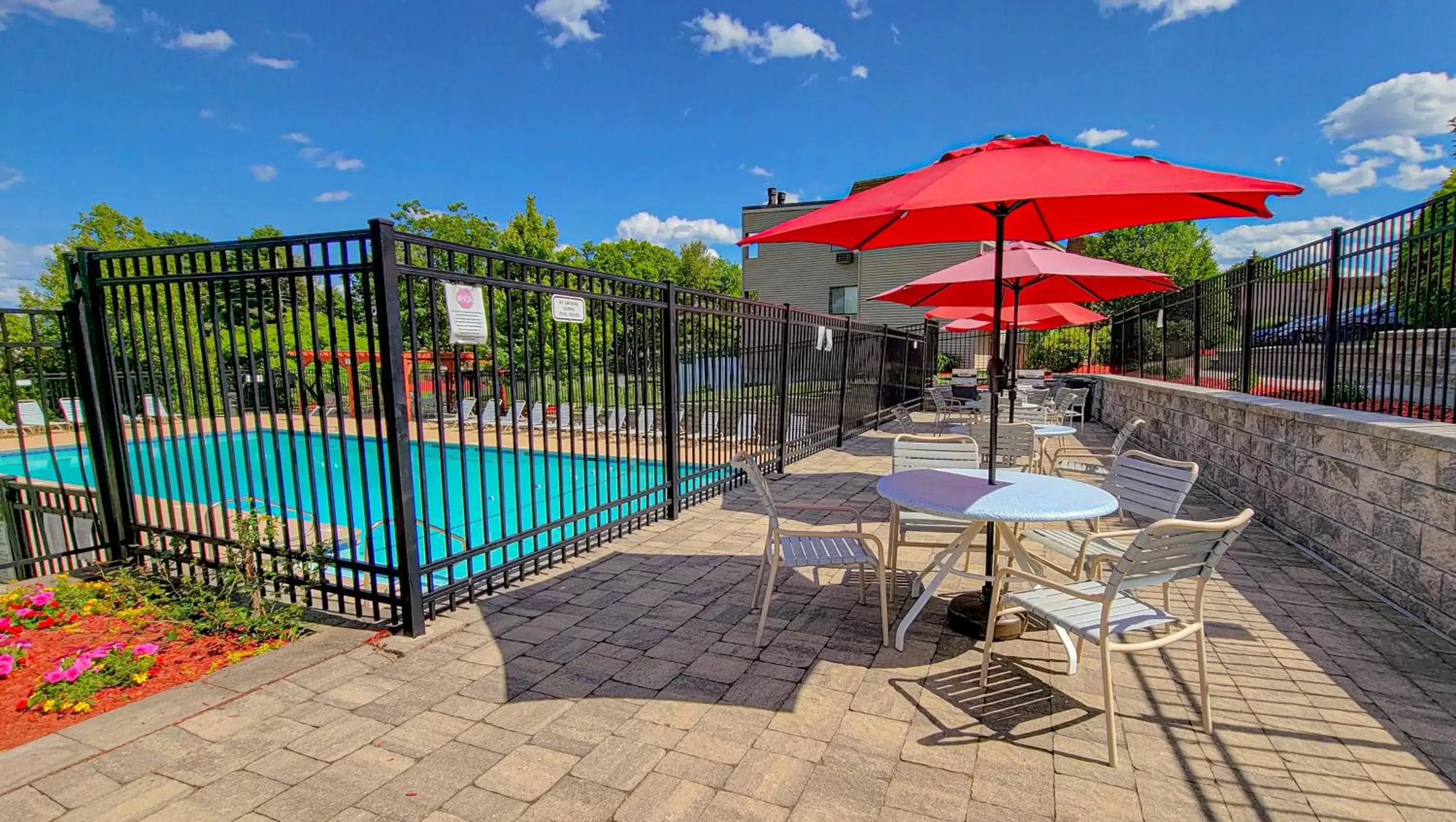 Apartment with Mountain View in Village of Winnipesaukee Apartment with Mountain View in Village of Winnipesaukee