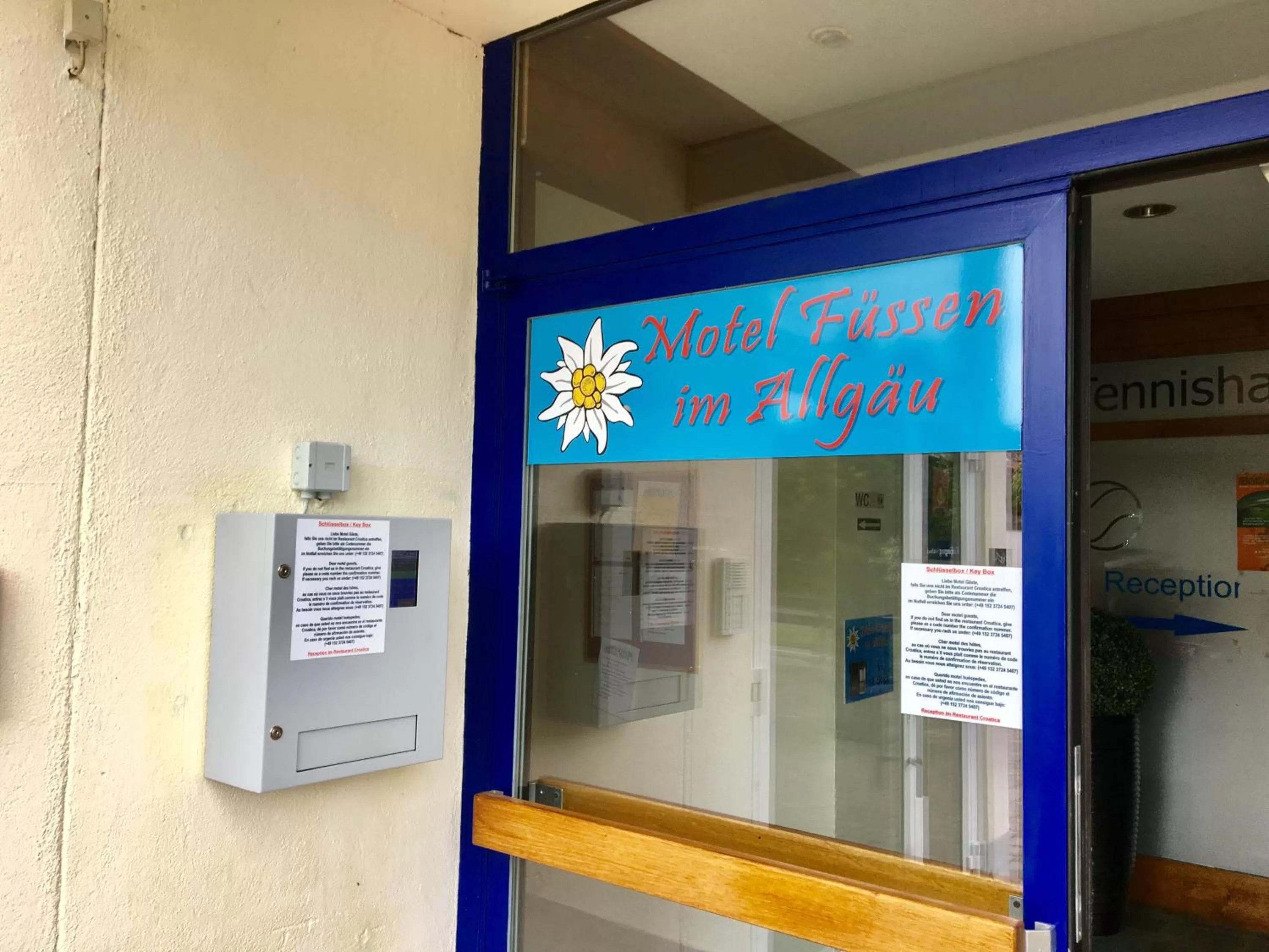 Facade/entrance in Motel Füssen im Allgäu