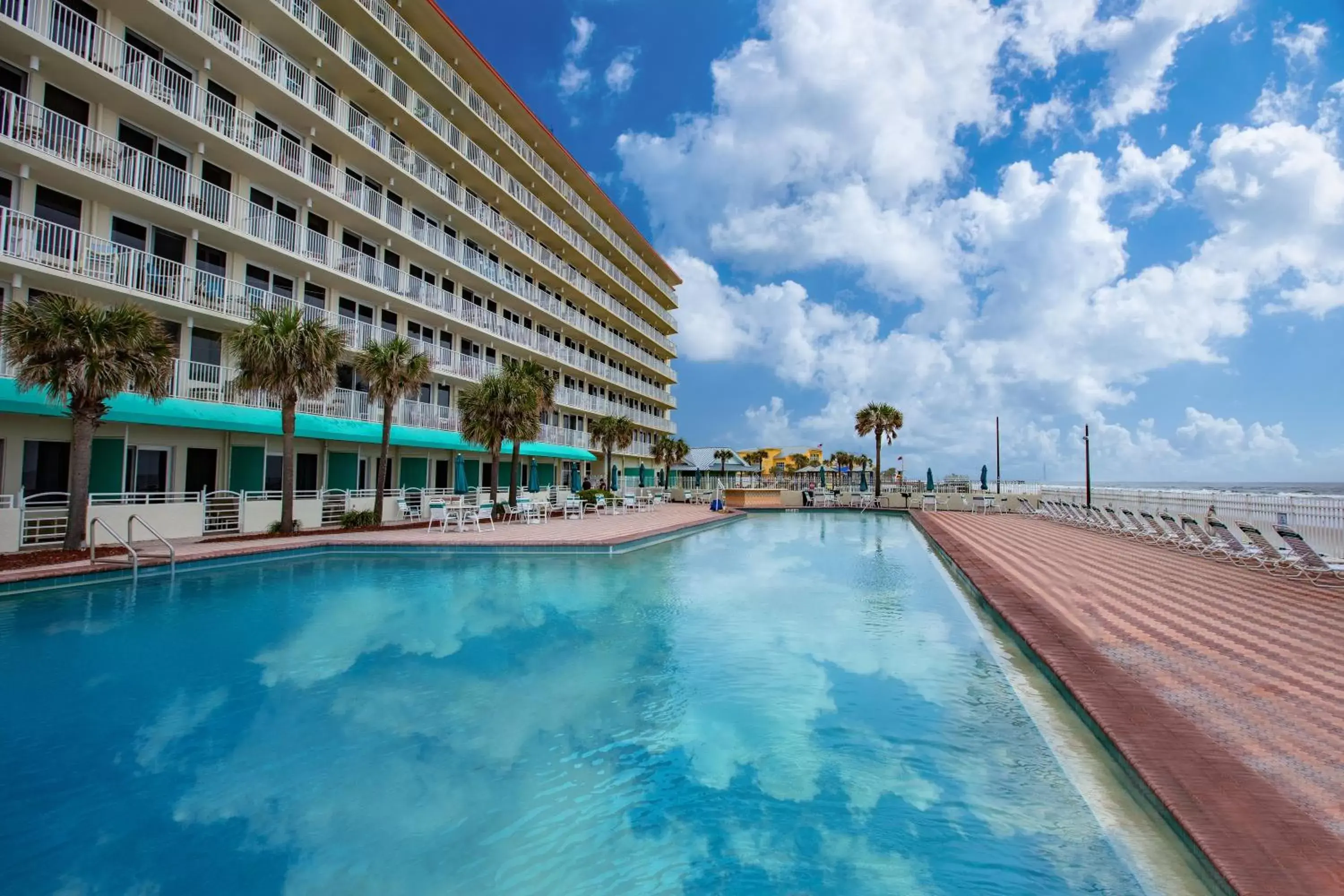 Swimming Pool in Westgate Harbour Beach Resort