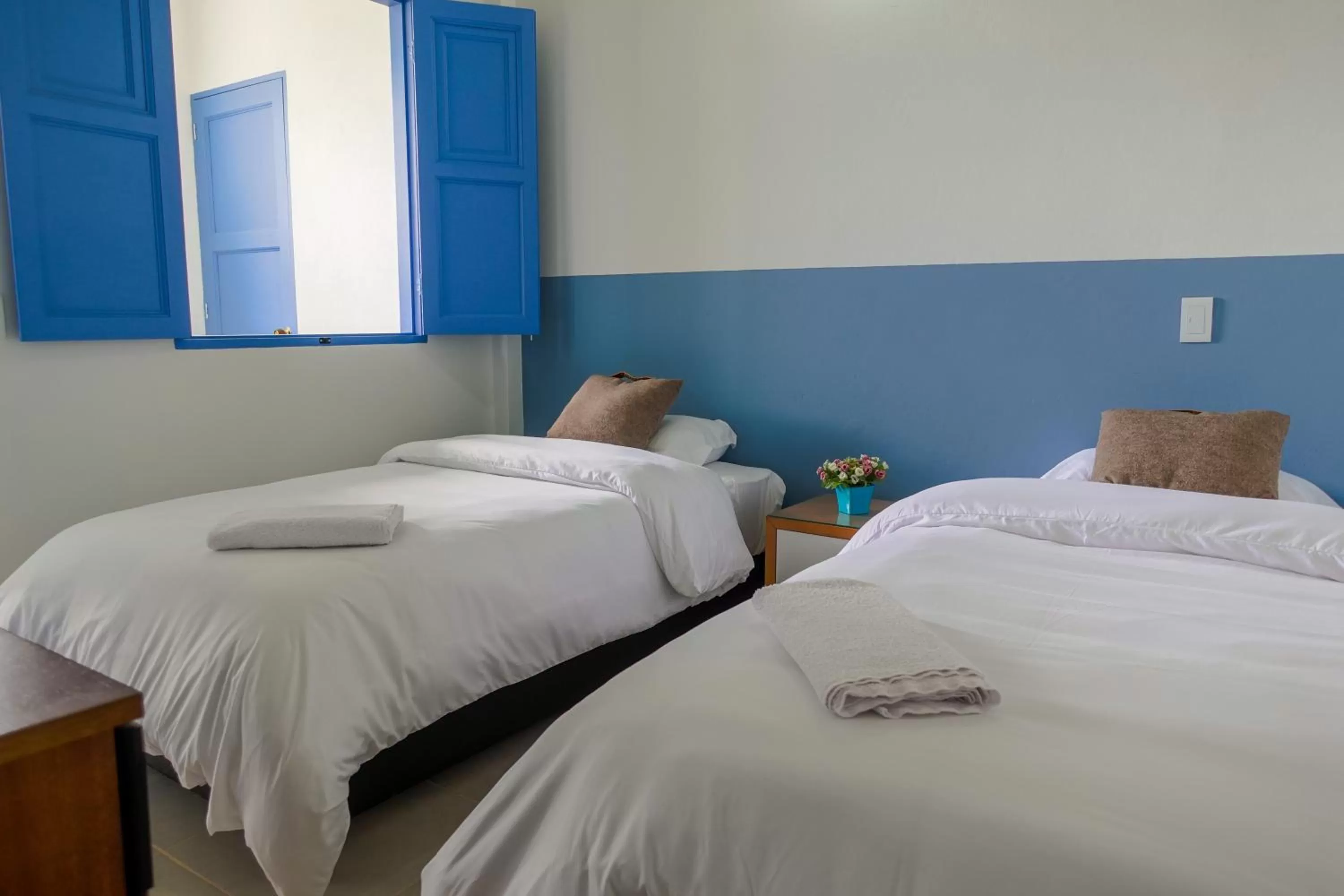 Bedroom, Bed in Hotel Azulado Jericó