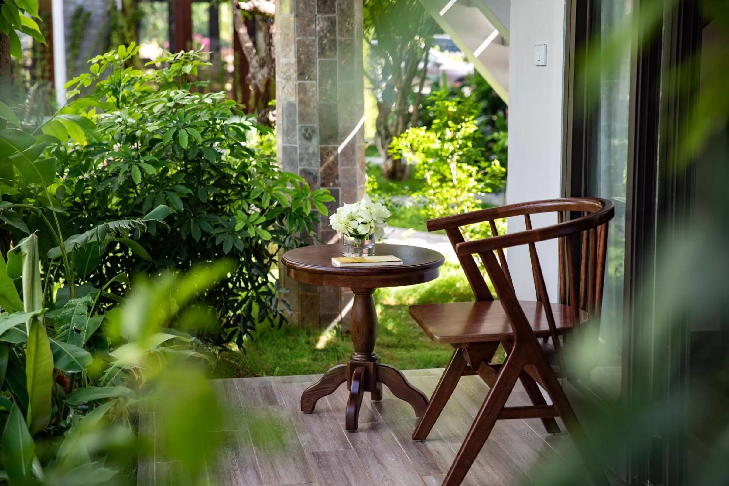 Garden in Bai Dinh Riverside Resort & Spa