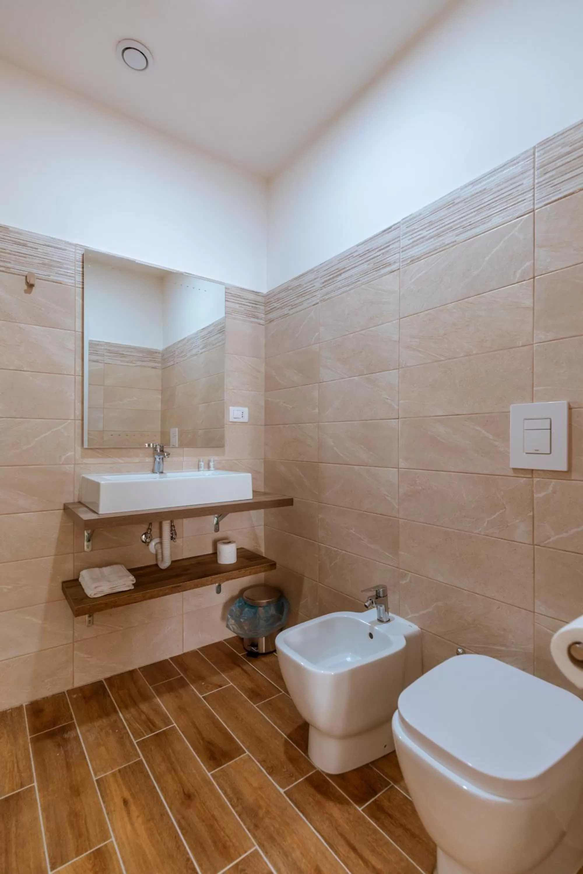 Bathroom in Central House - Apartments in Naples