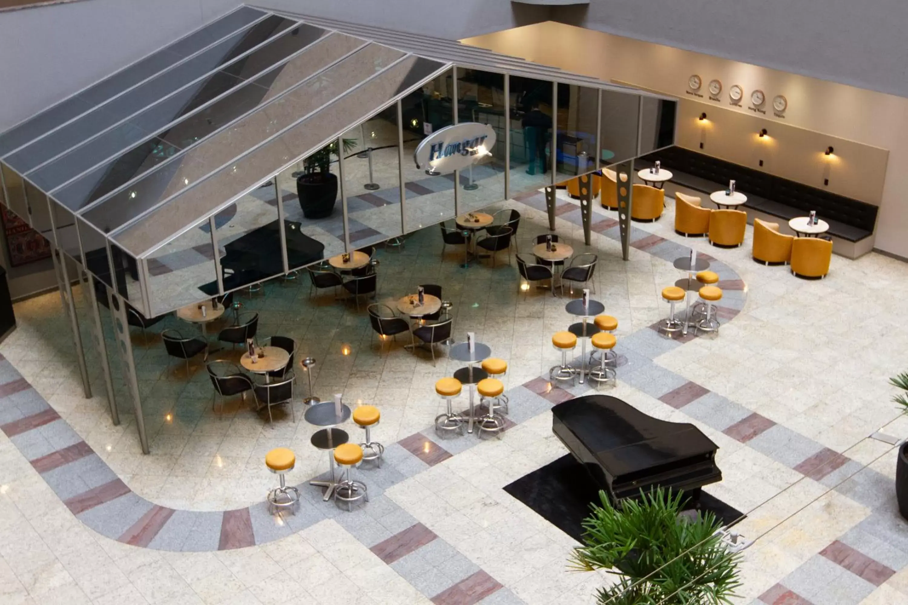 Lobby or reception, Restaurant/Places to Eat in Bristol International Guarulhos