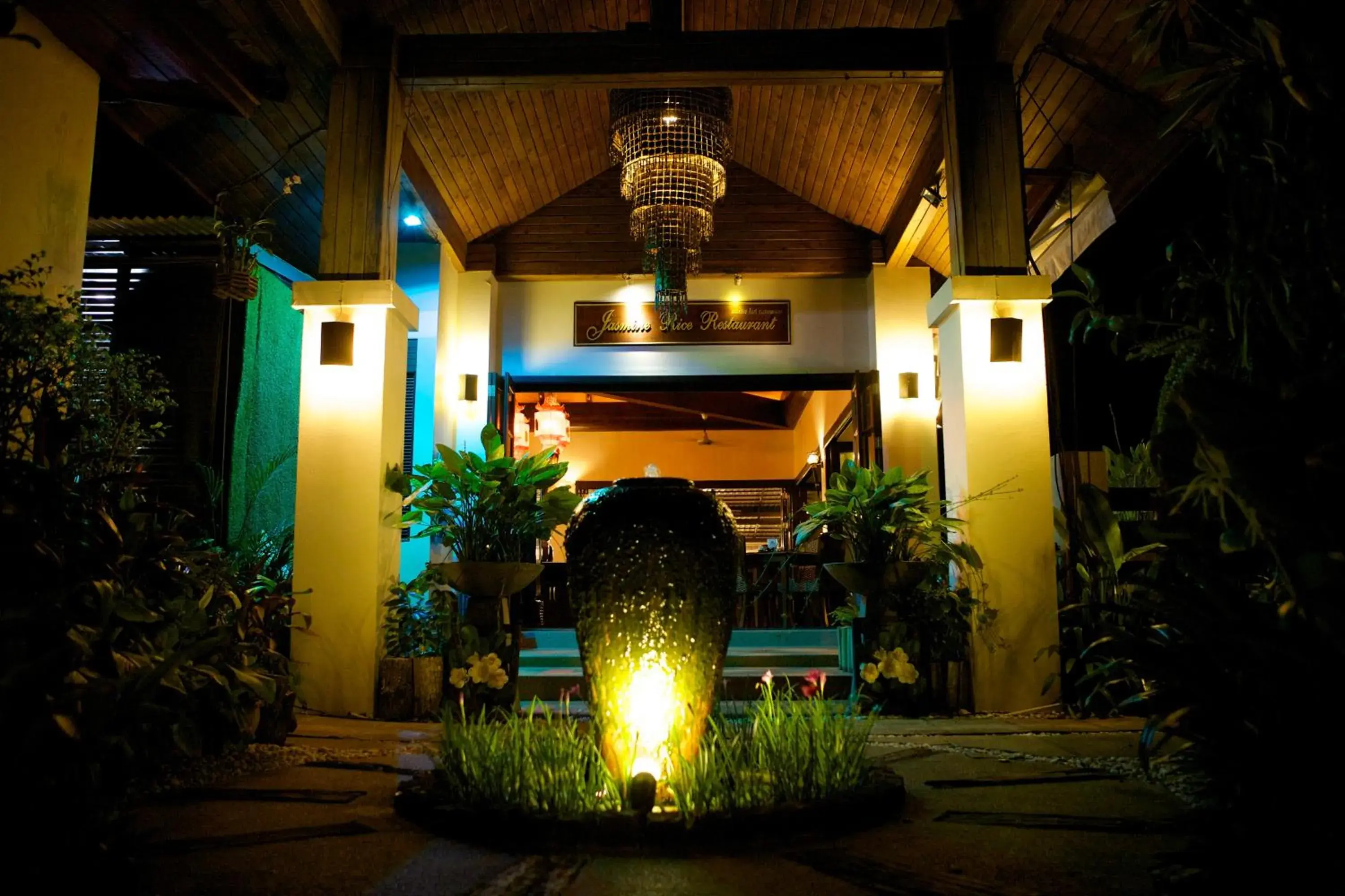 Restaurant/places to eat in Samui Jasmine Resort - SHA Plus