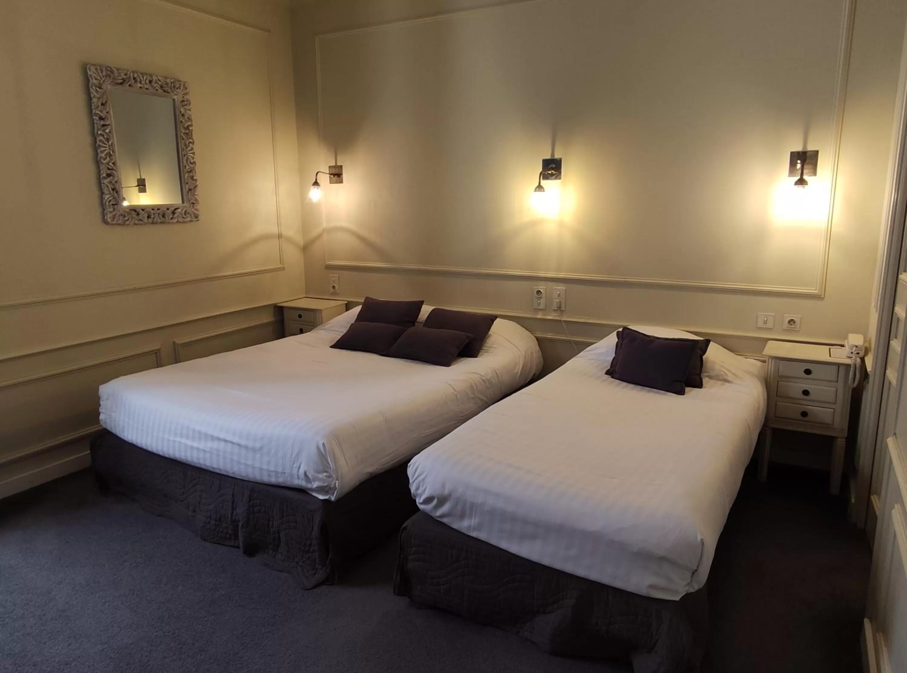 Bed in Le Pavillon Saint-Martin