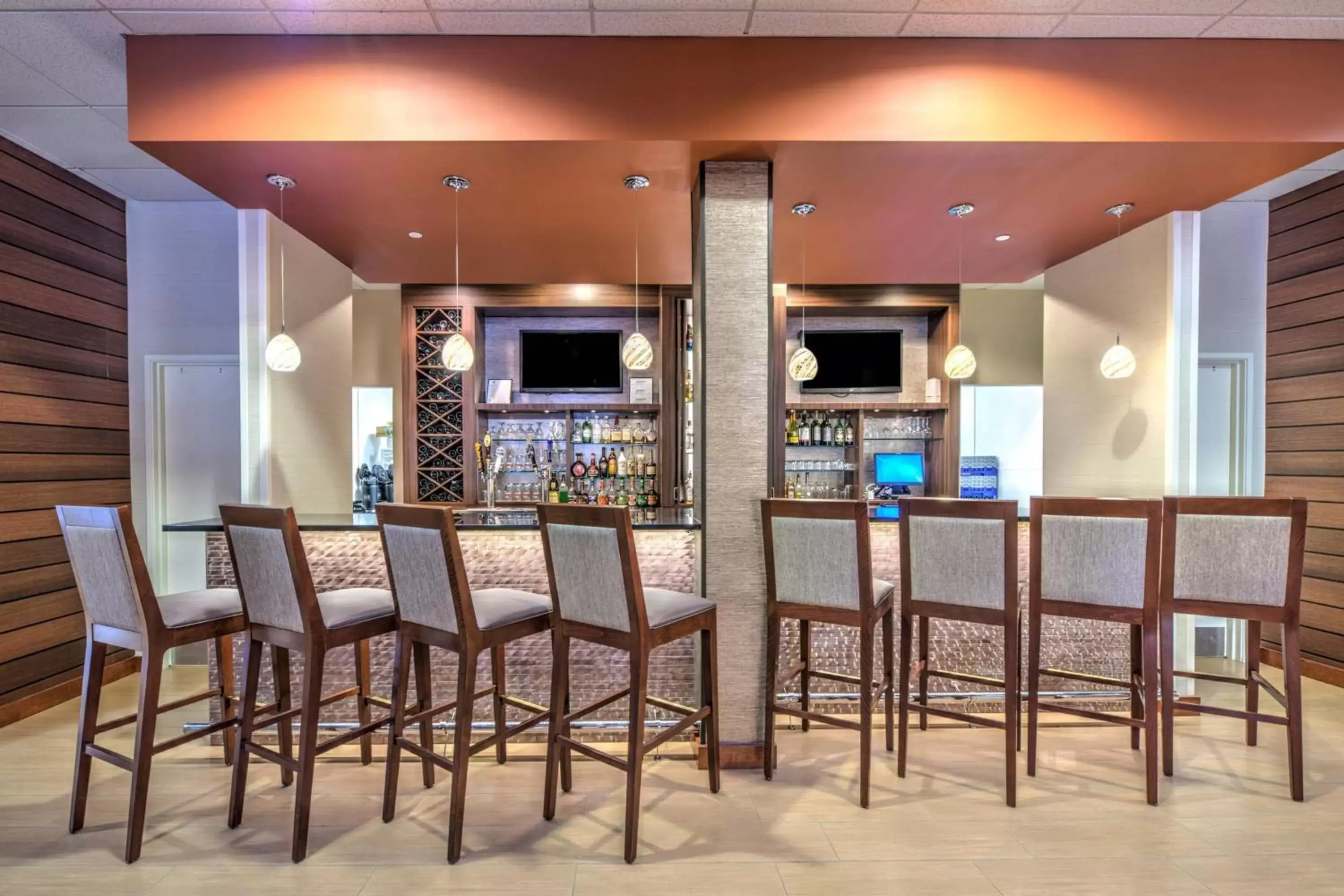 Lobby or reception, Lounge/Bar in Fairfield Inn and Suites by Marriott Durham Southpoint
