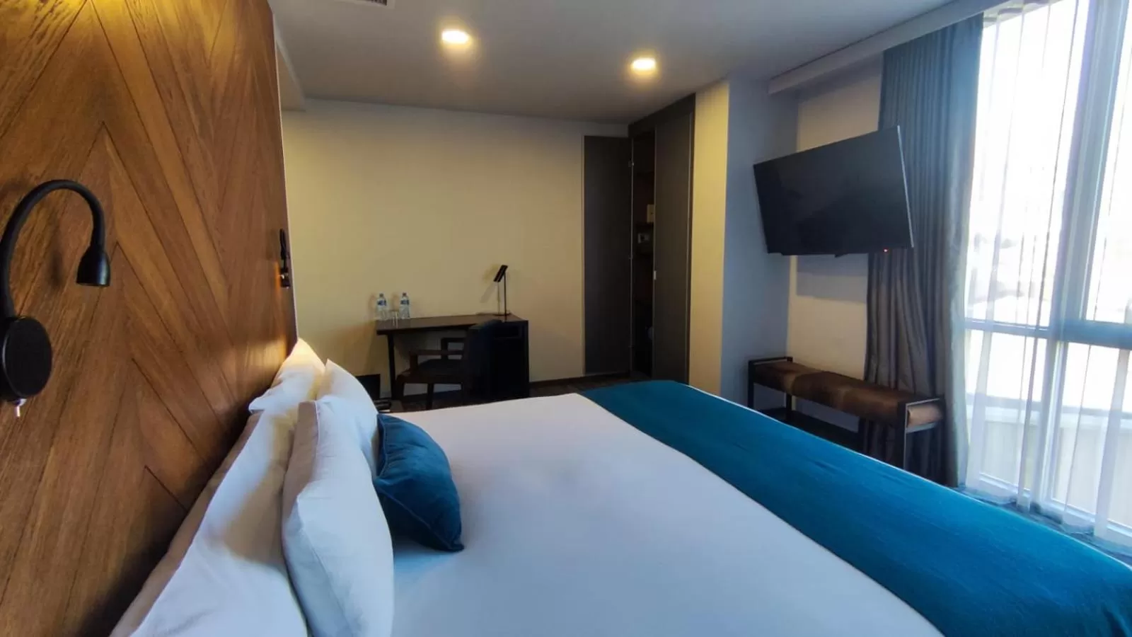 Bed in Atix Hotel, a Member of Design Hotels