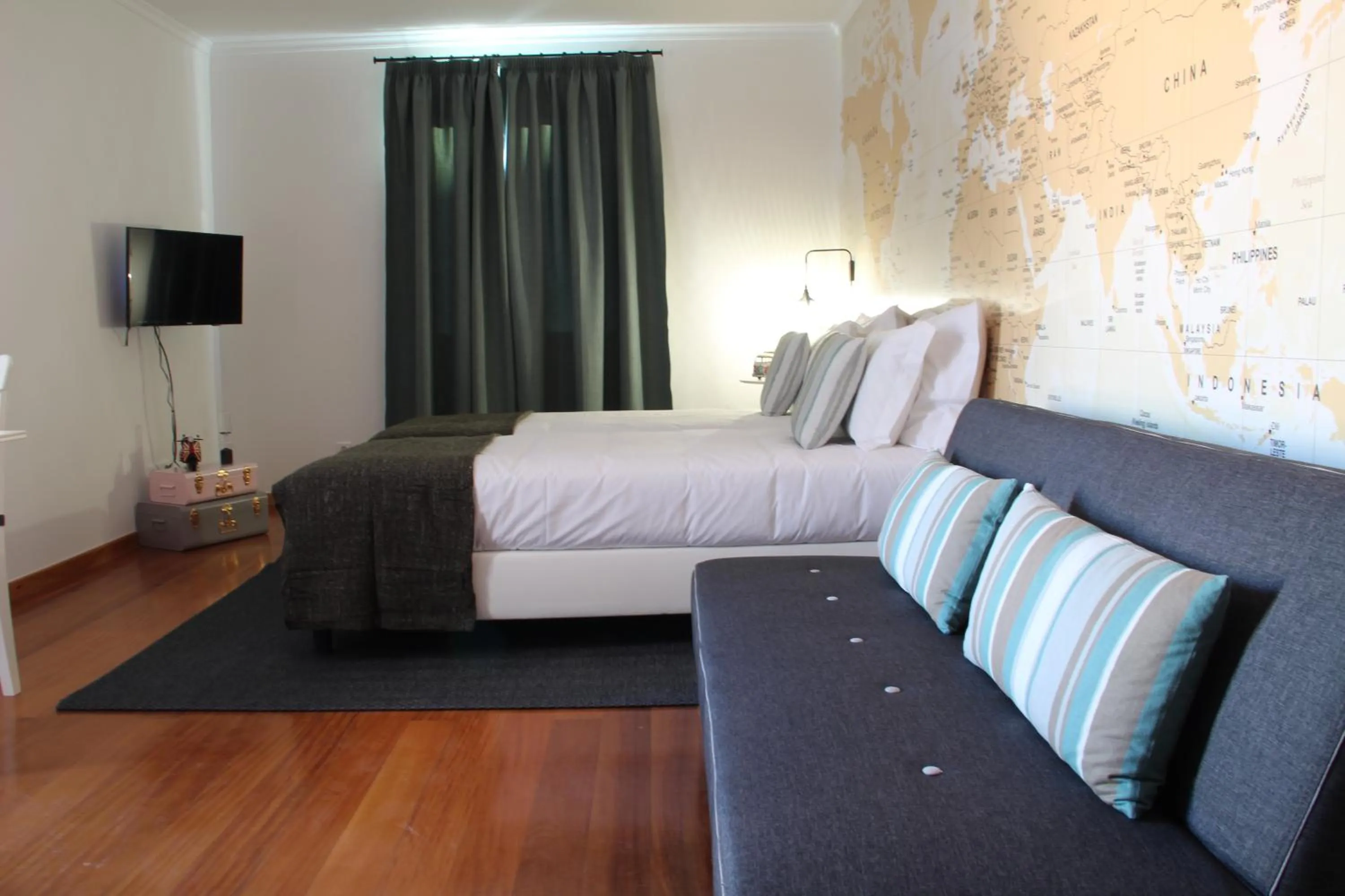 Decorative detail, Bed in Travellers Pearl by Storytellers