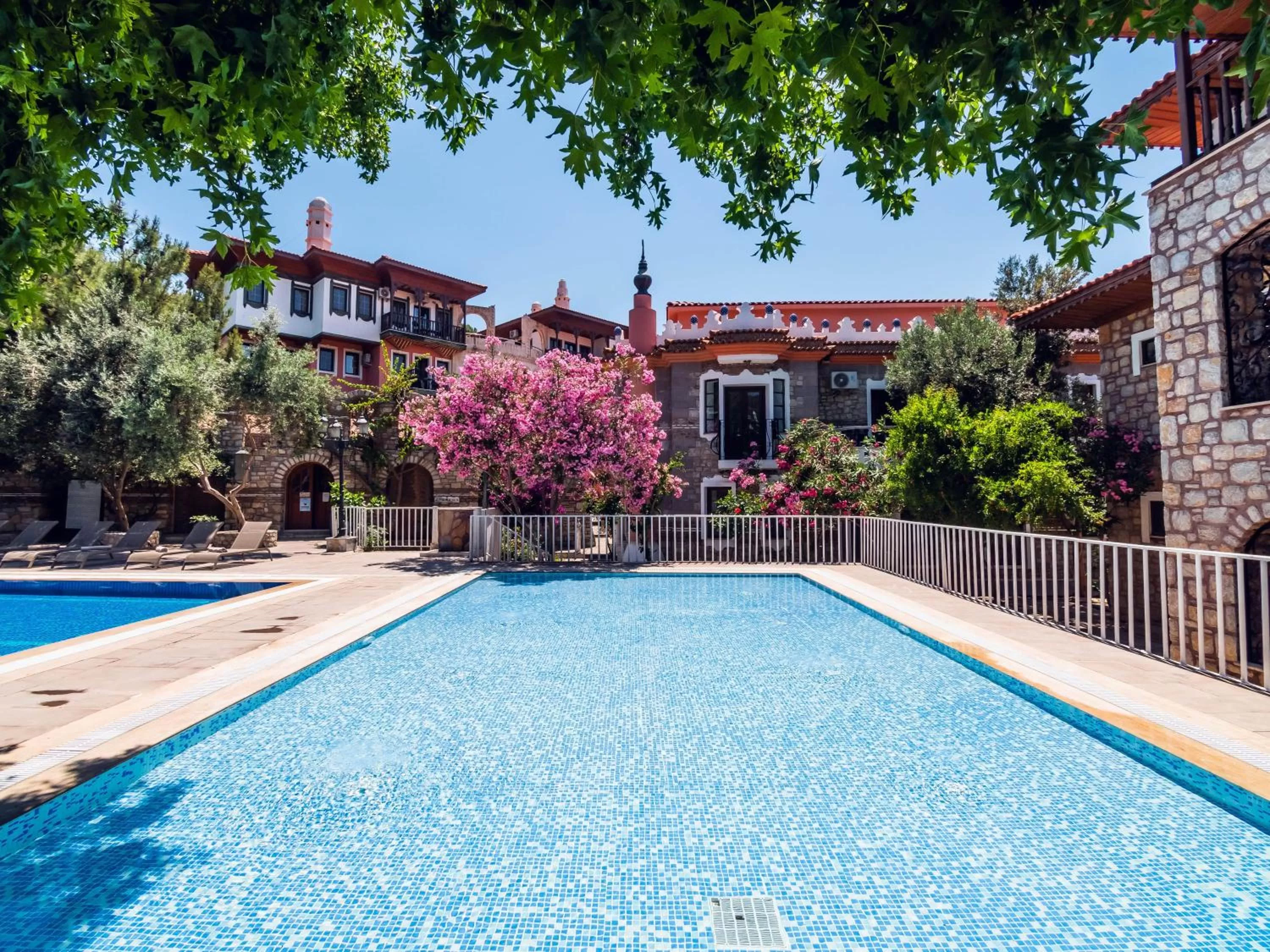 Swimming pool in Wyndham Datca Perili Bay