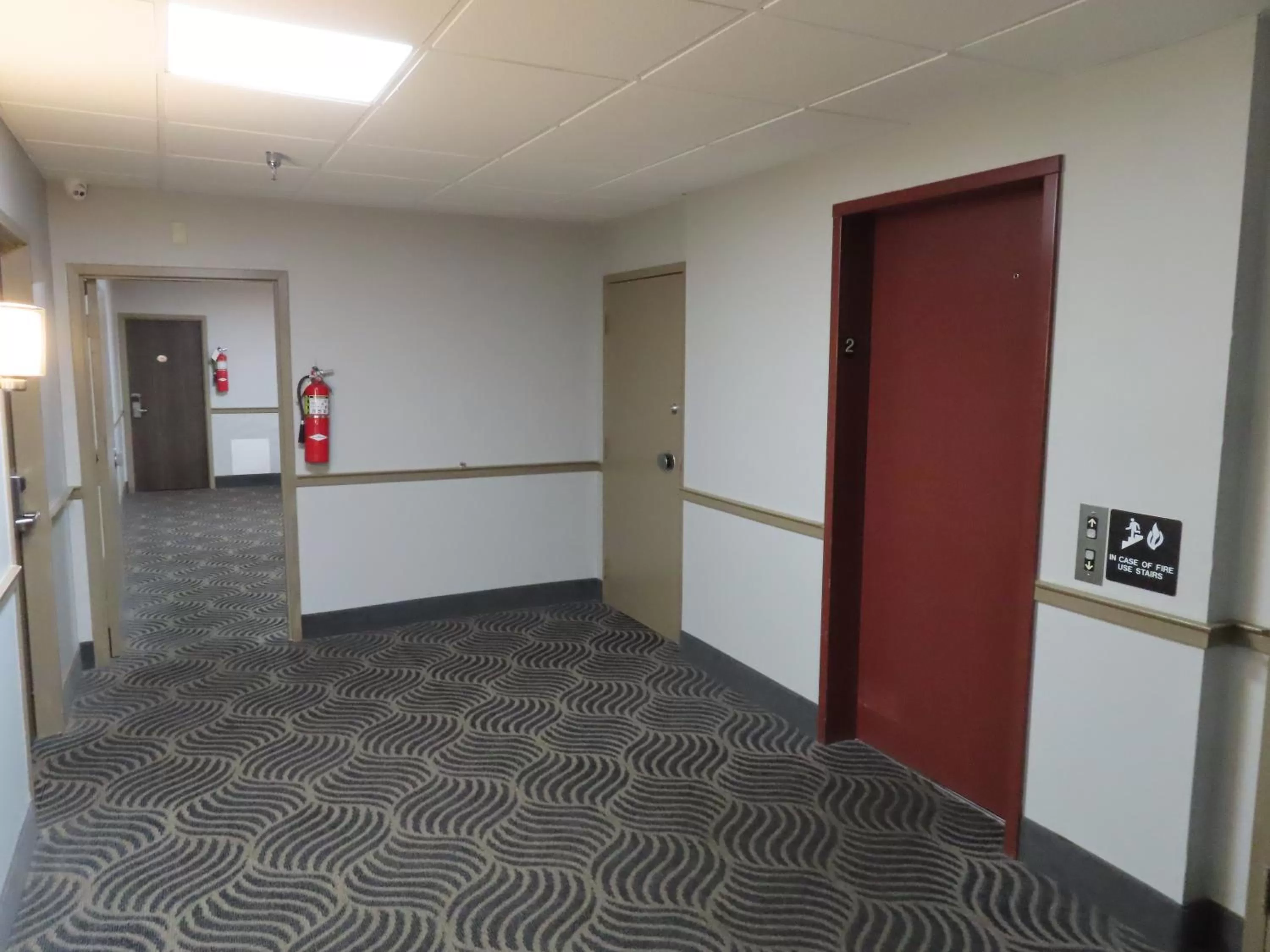 Property building in St Charles Hotel Downtown Hudson