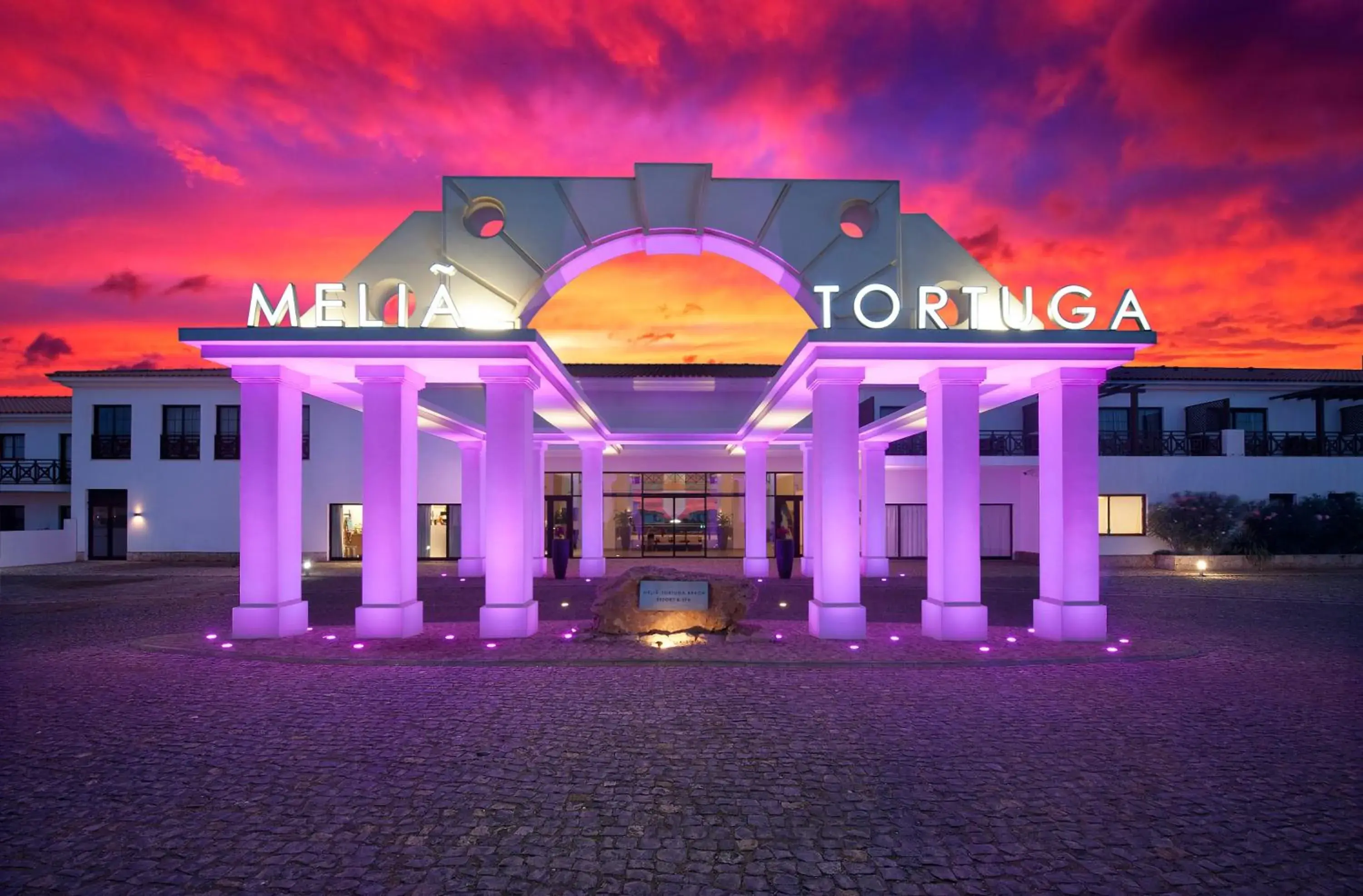 Facade/entrance in Melia Tortuga Beach