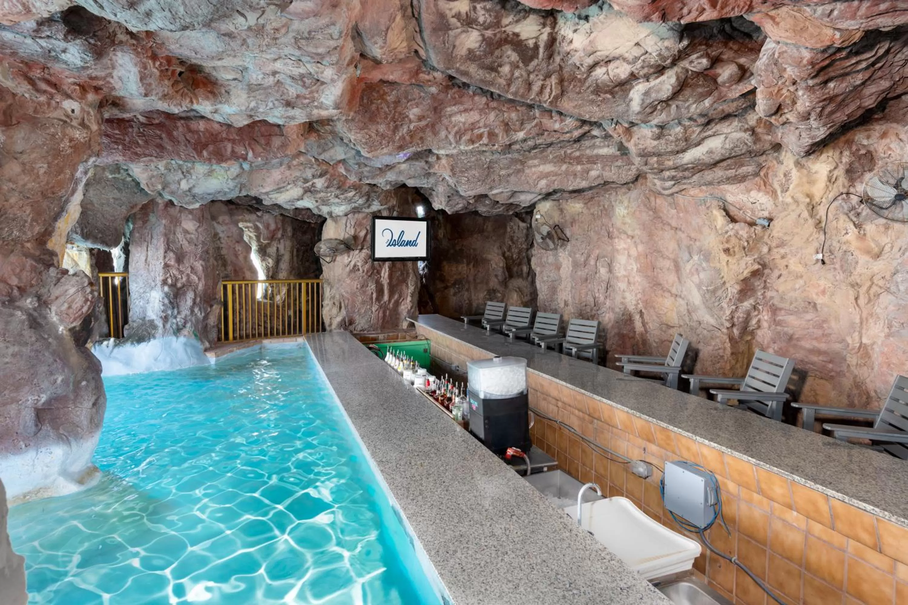 Swimming pool in The Island Resort at Fort Walton Beach