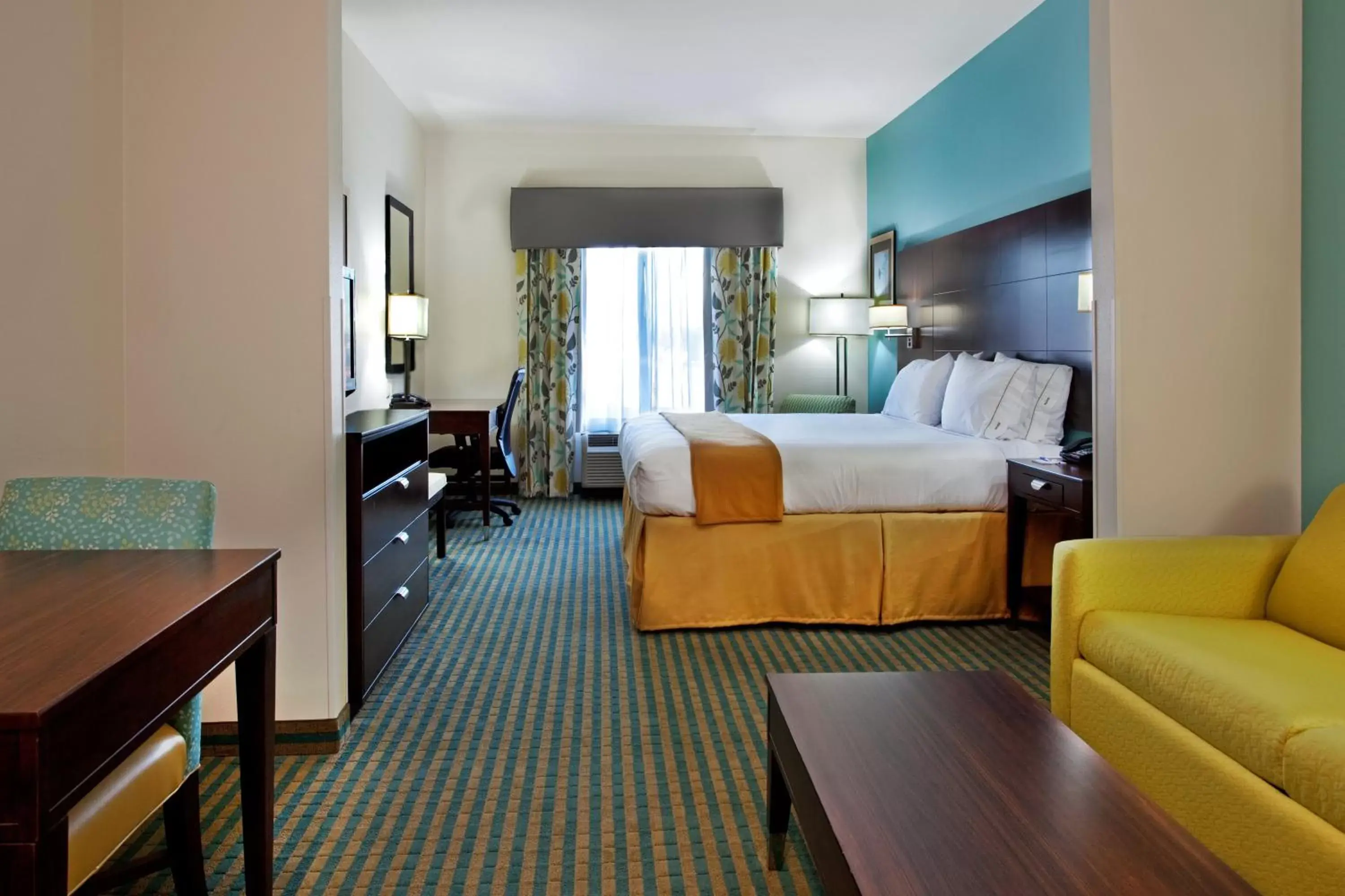 Photo of the whole room in Holiday Inn Express Hotel & Suites Picayune, an IHG Hotel