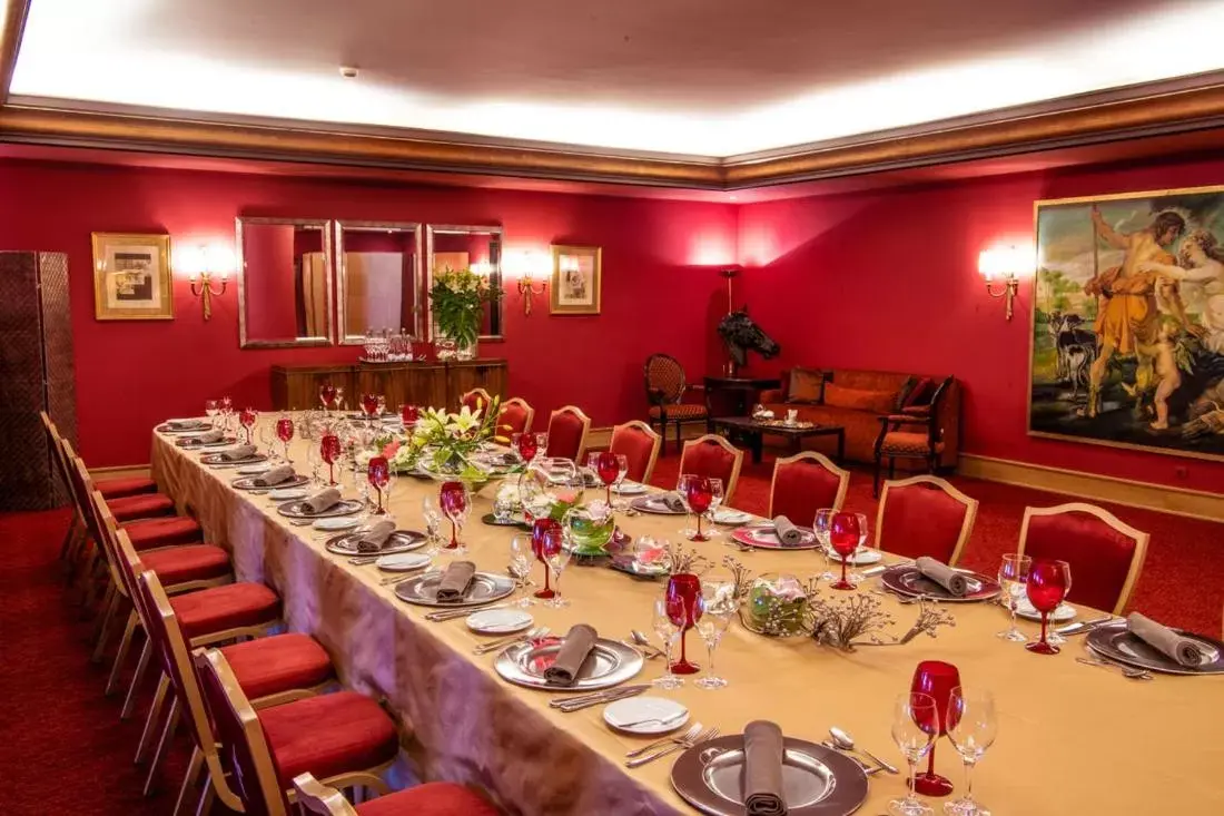 Banquet/Function facilities, Restaurant/Places to Eat in Hotel Cascais Miragem Health & Spa