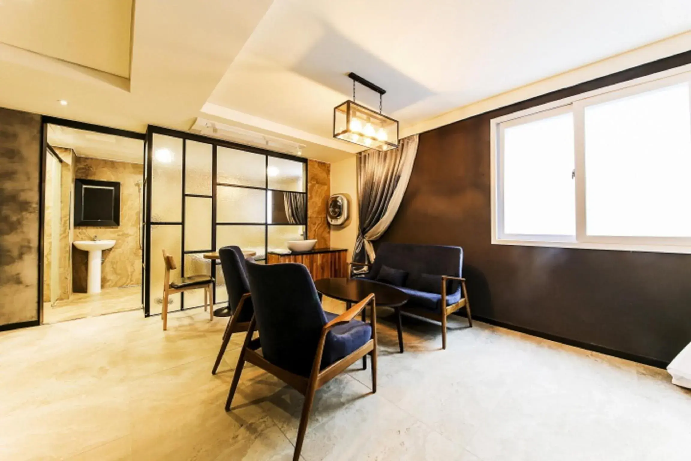 Large Suite in Hotel Cacao Large Suite in Hotel Cacao