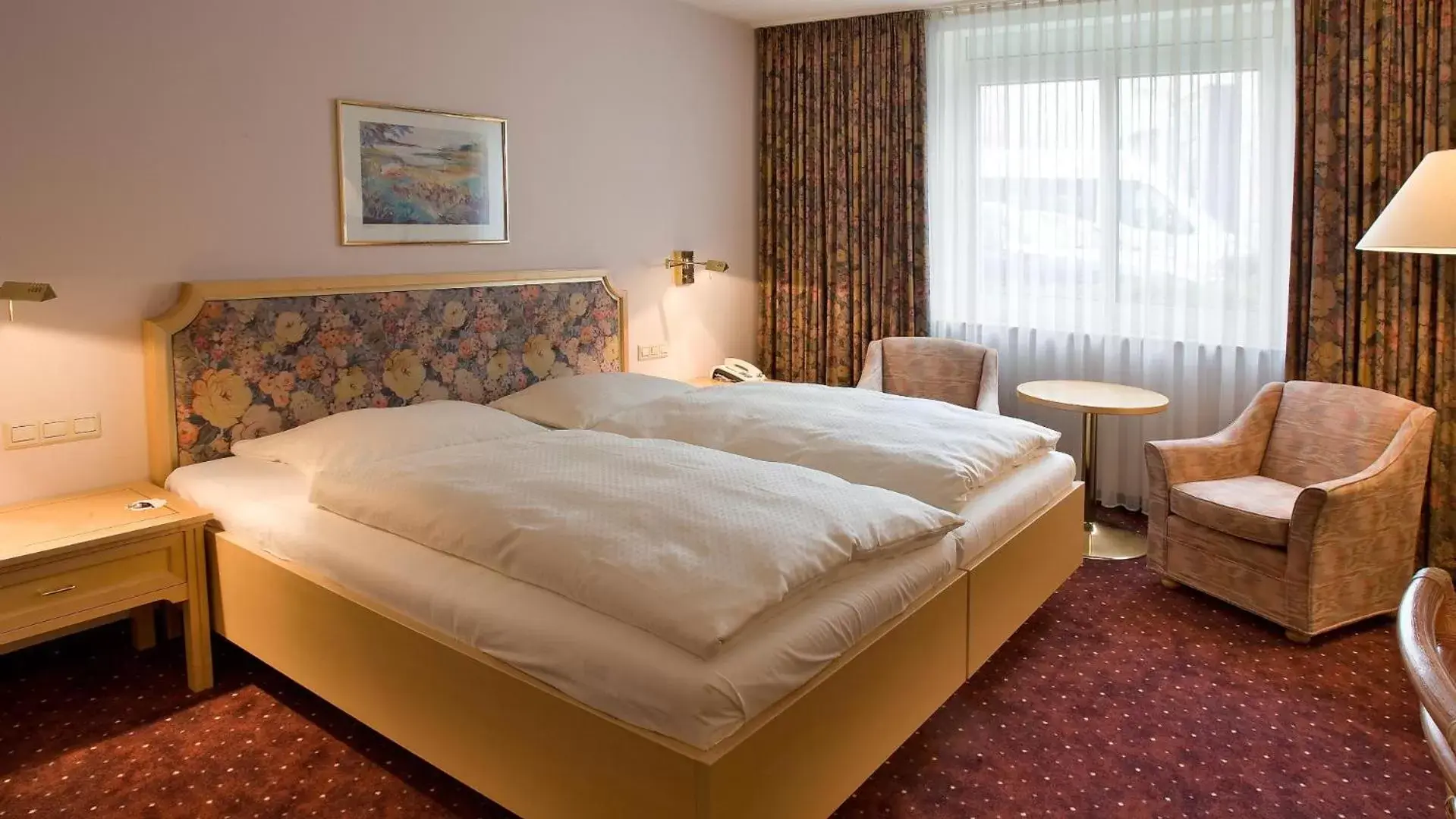 Superior Double Room in Erikson Hotel