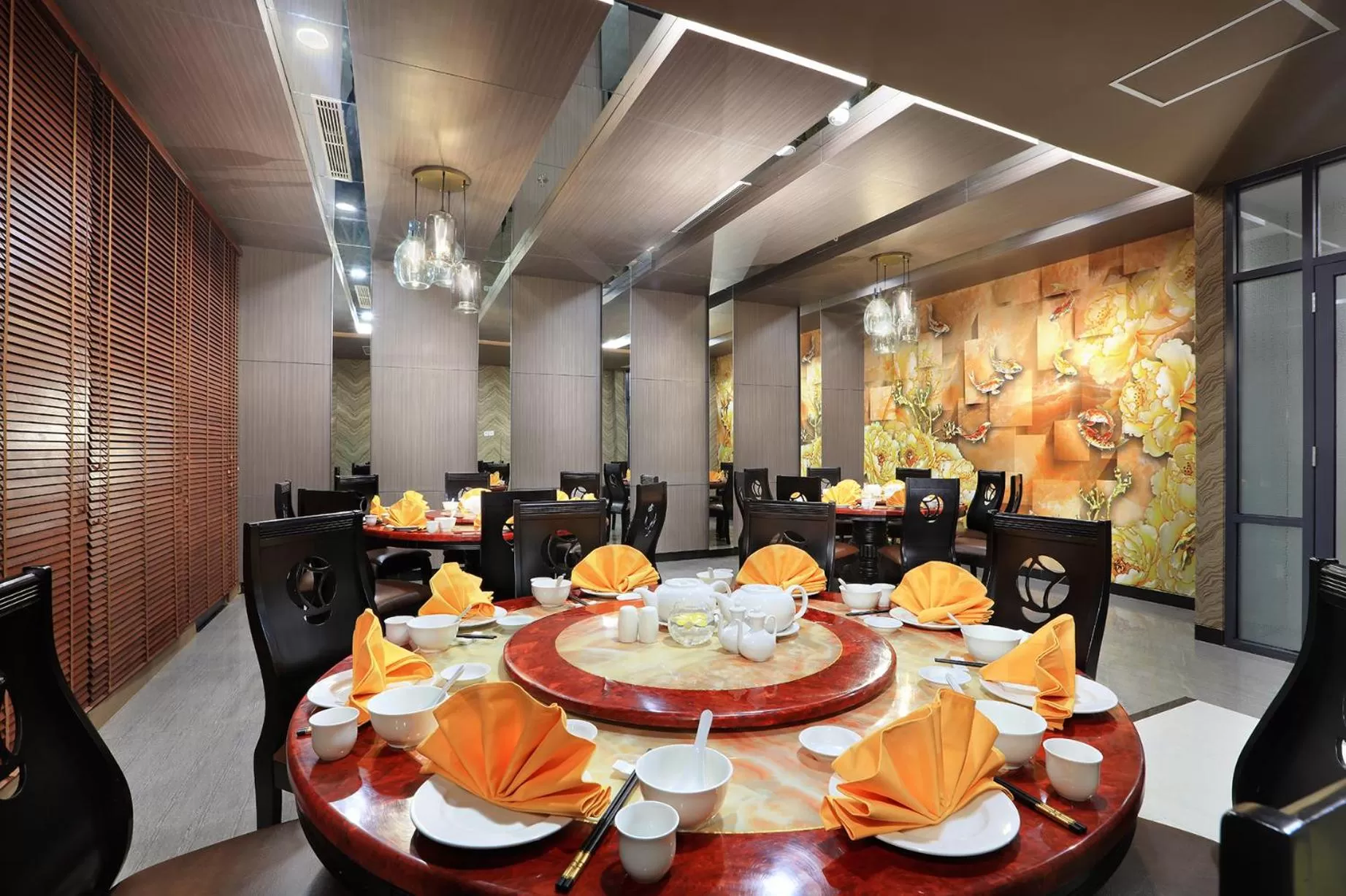 Restaurant/places to eat in Harper Palembang by ASTON