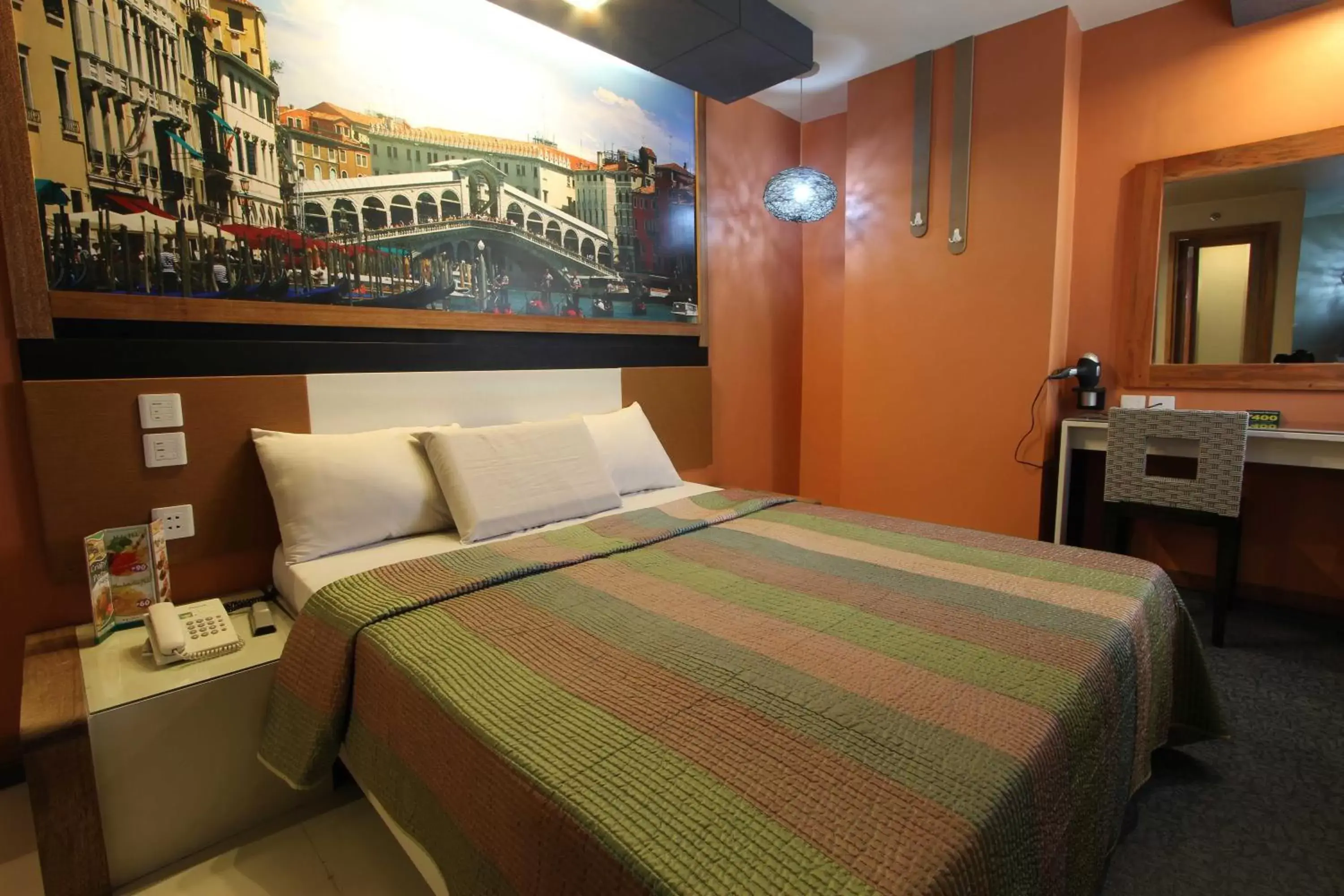 Photo of the whole room, Bed in Eurotel North EDSA