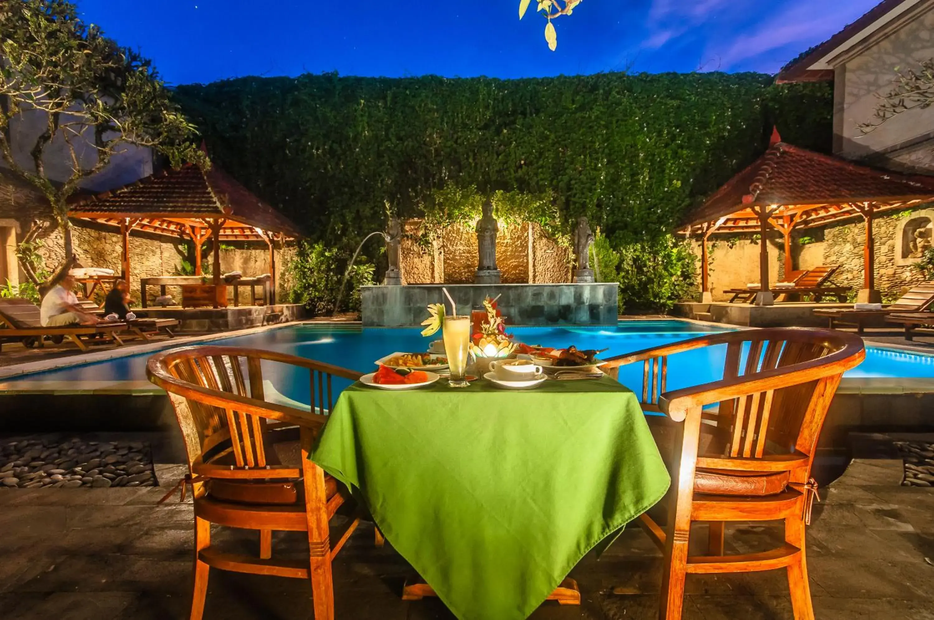 Restaurant/places to eat, Swimming Pool in Sahadewa Resort & Spa