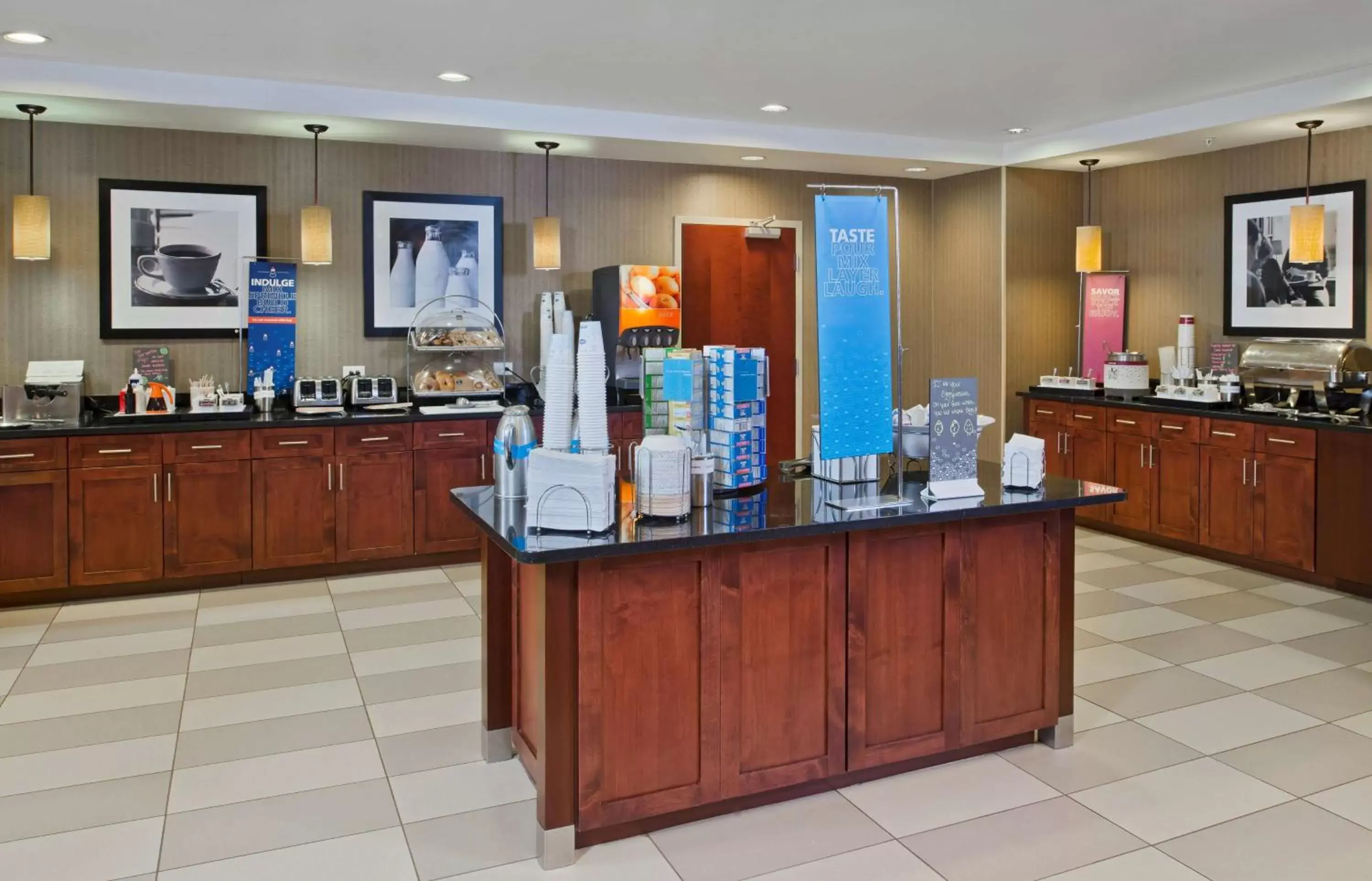 Breakfast, Restaurant/Places to Eat in Hampton Inn & Suites Ocean City