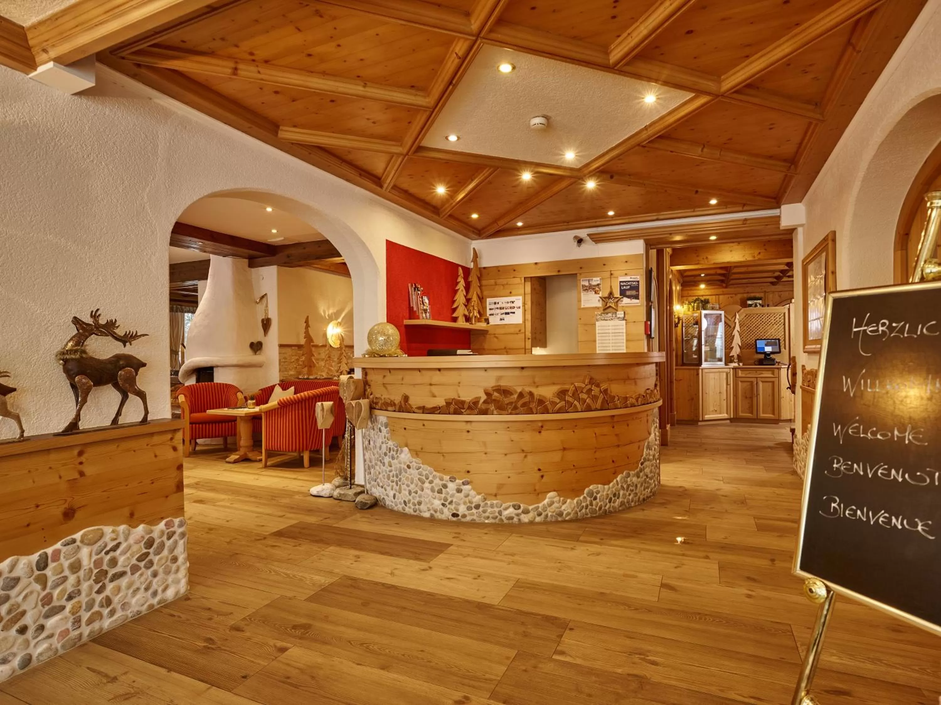 Lobby or reception in Hotel Seefelderhof