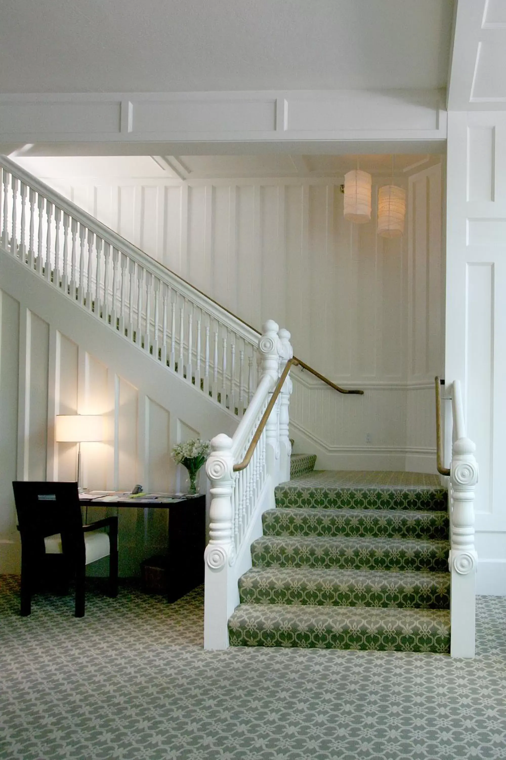 Lobby or reception in Healdsburg Inn on the Plaza, A Four Sisters Inn