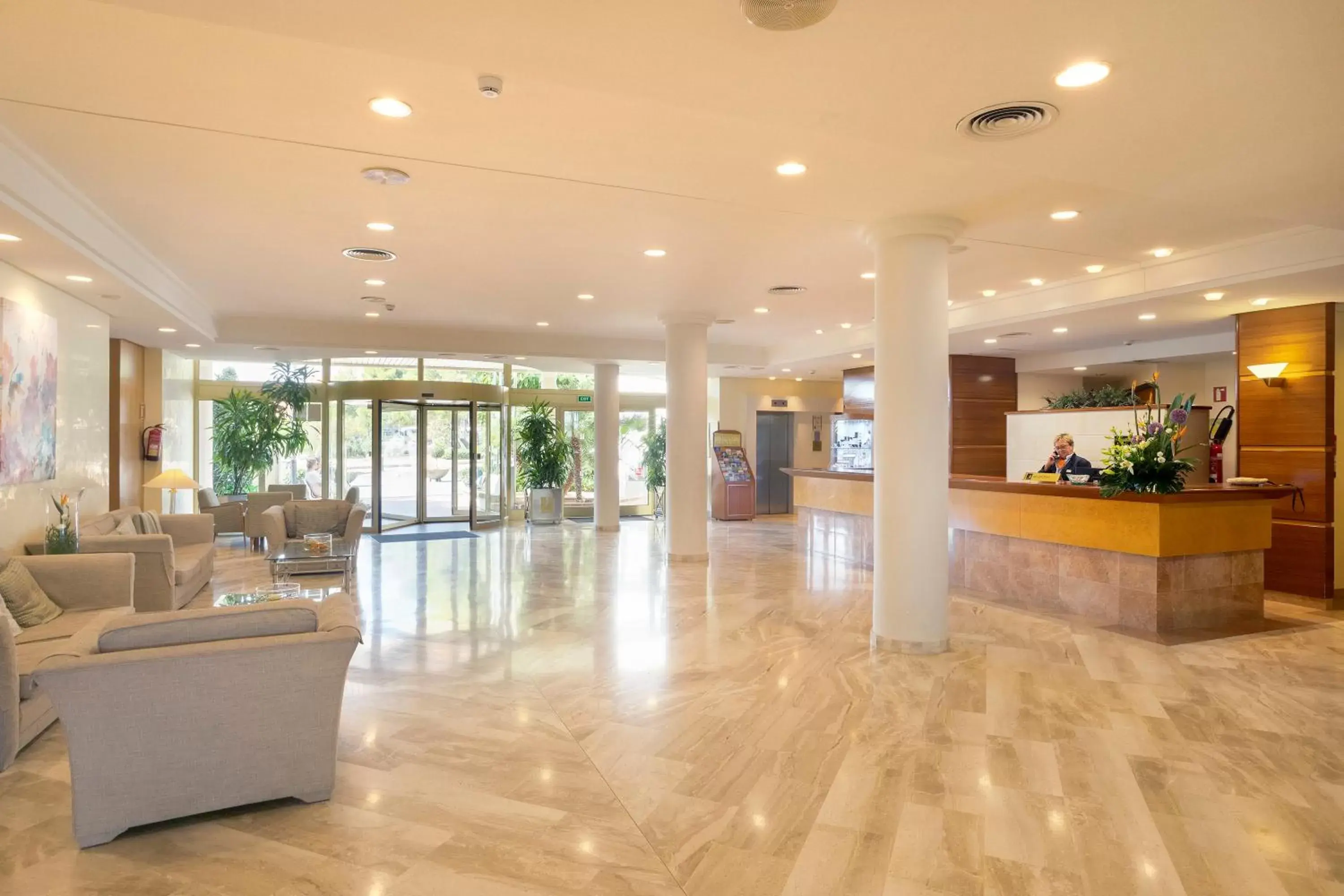 Lobby or reception, Lobby/Reception in Hipotels Dunas Aparthotel