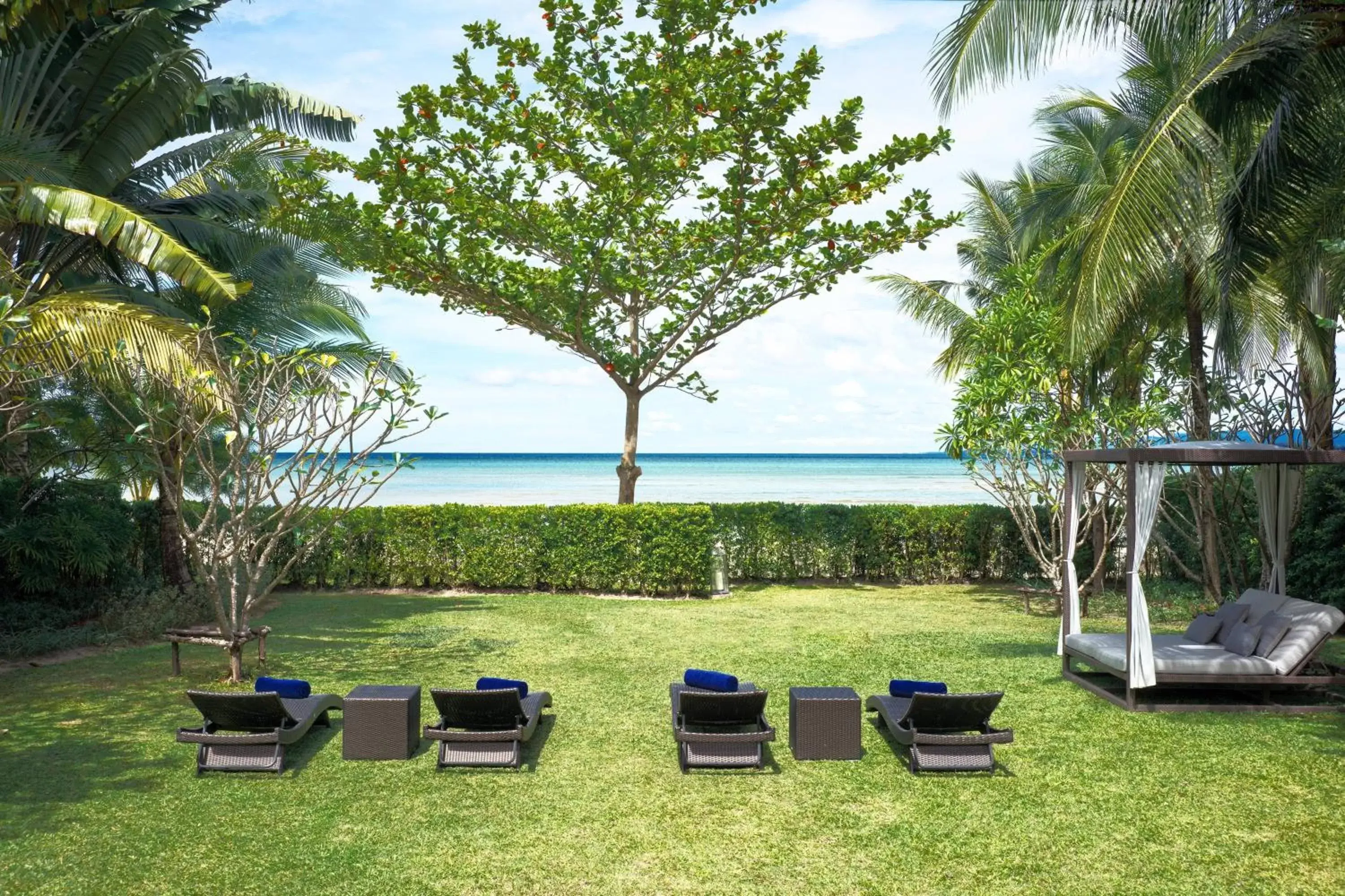 Swimming pool in Phuket Marriott Resort and Spa, Nai Yang Beach