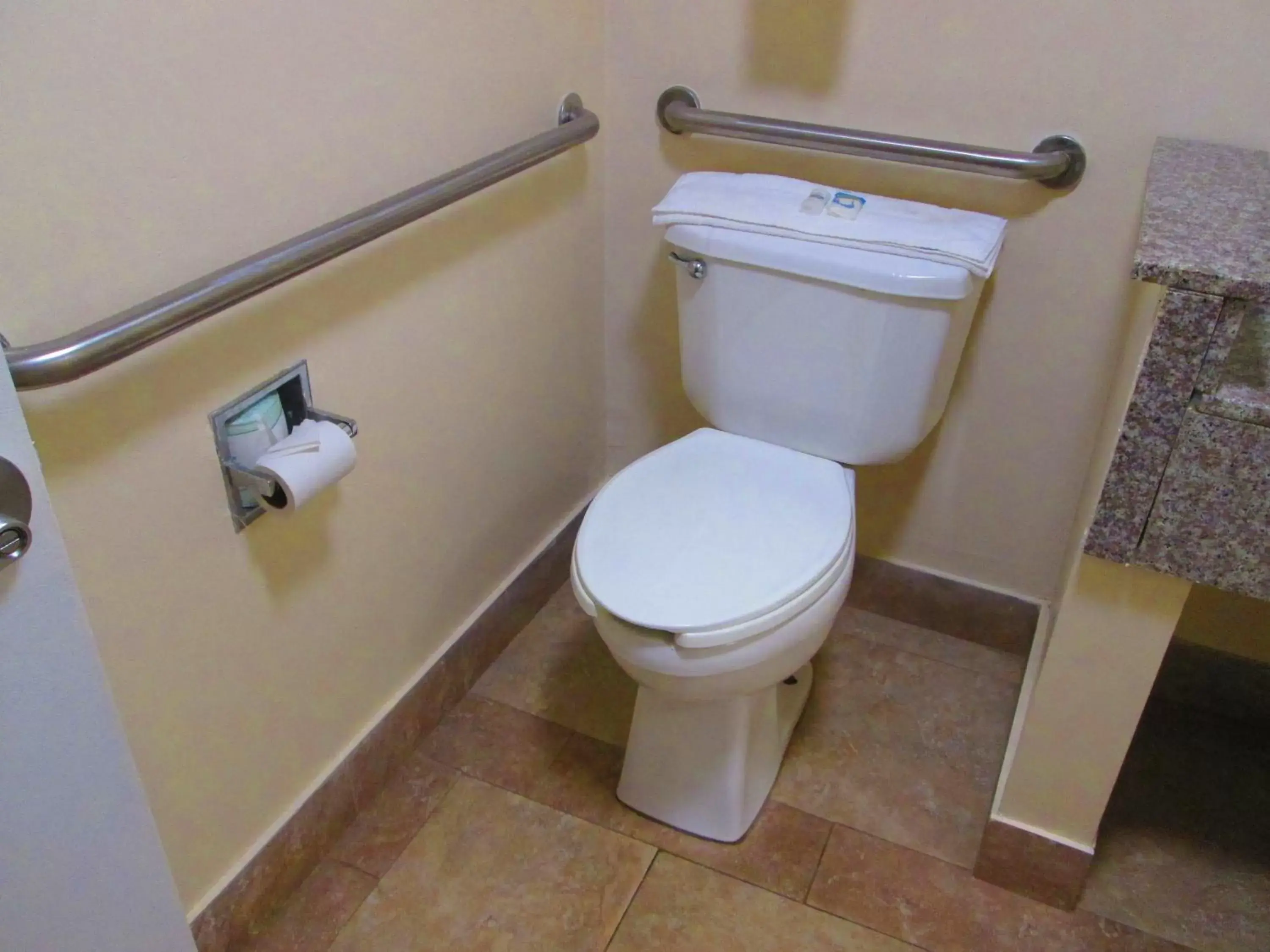 Toilet, Bathroom in Regency Inn Near Boardwalk & Hurlburt Field