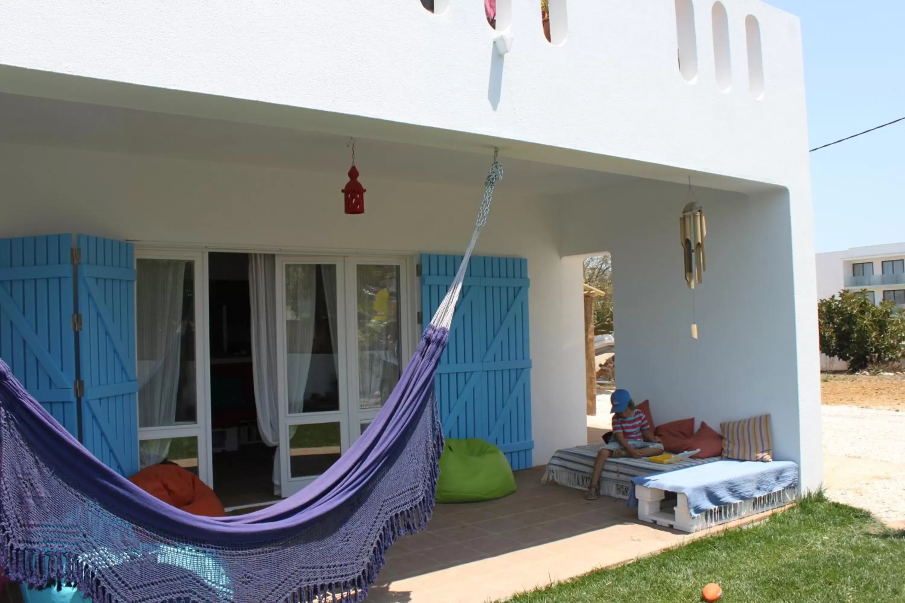 Patio in PuraVida Divehouse