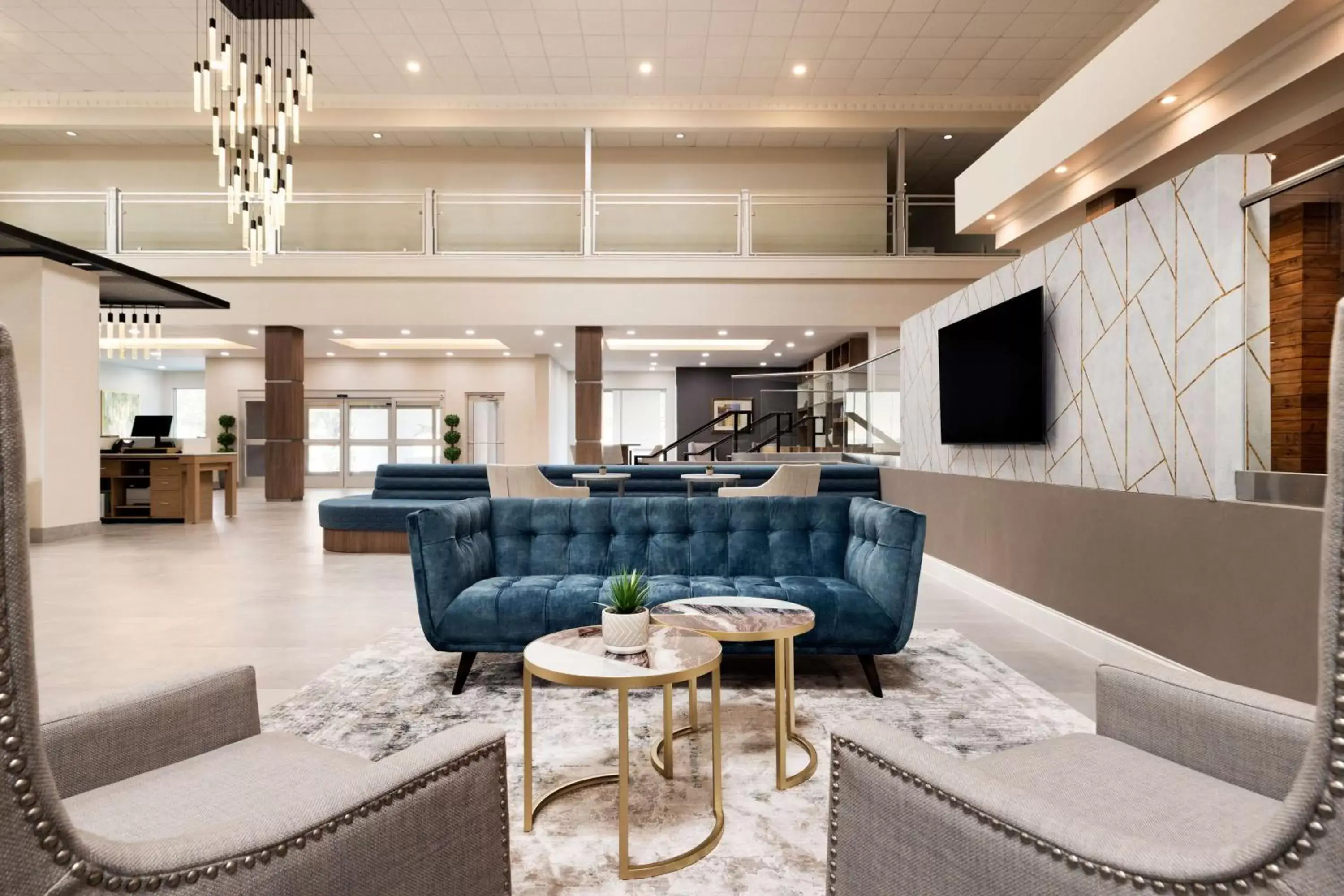 Lobby or reception, Seating Area in Doubletree By Hilton Fort Worth South