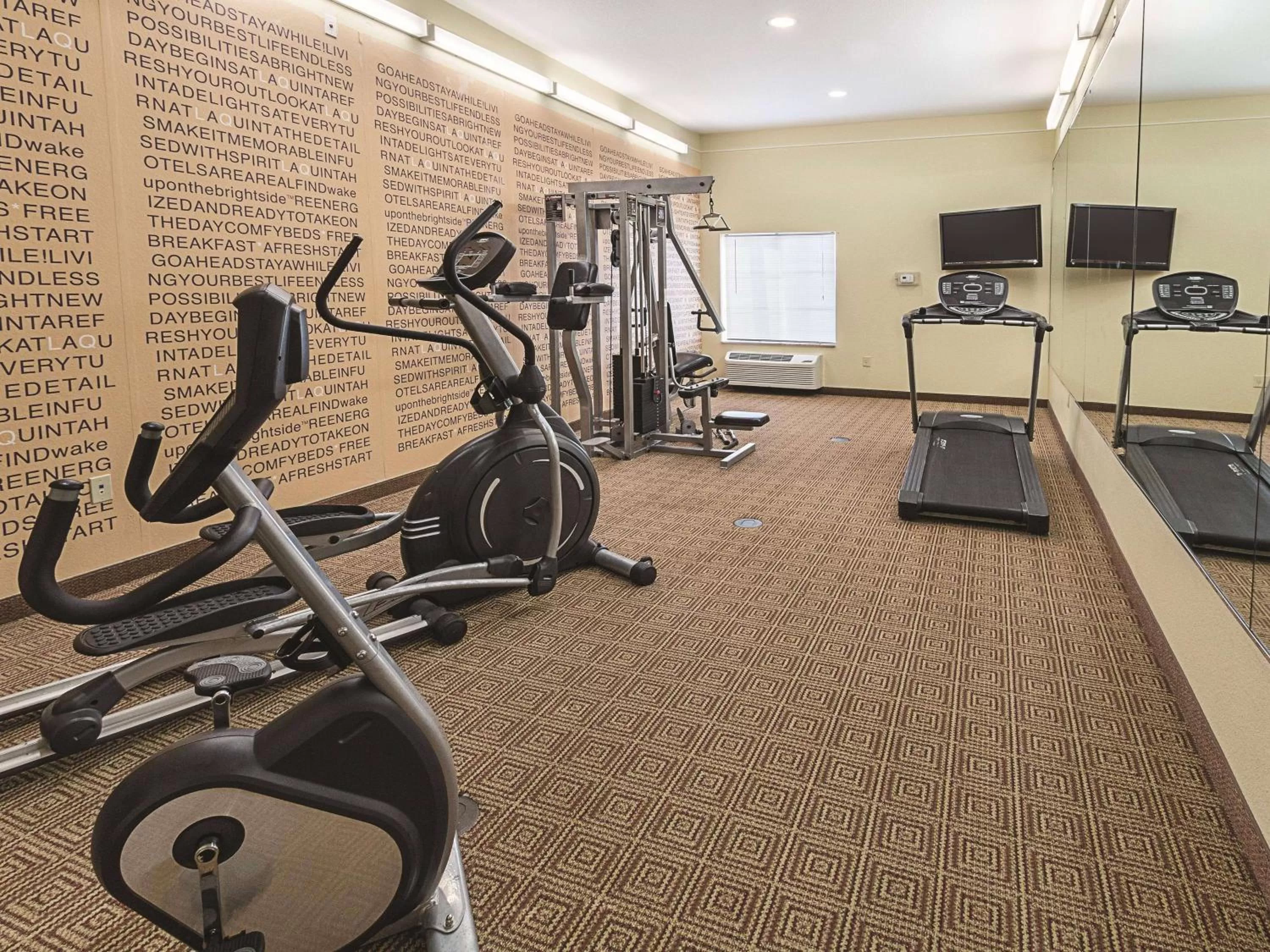 Fitness centre/facilities in La Quinta by Wyndham Waxahachie
