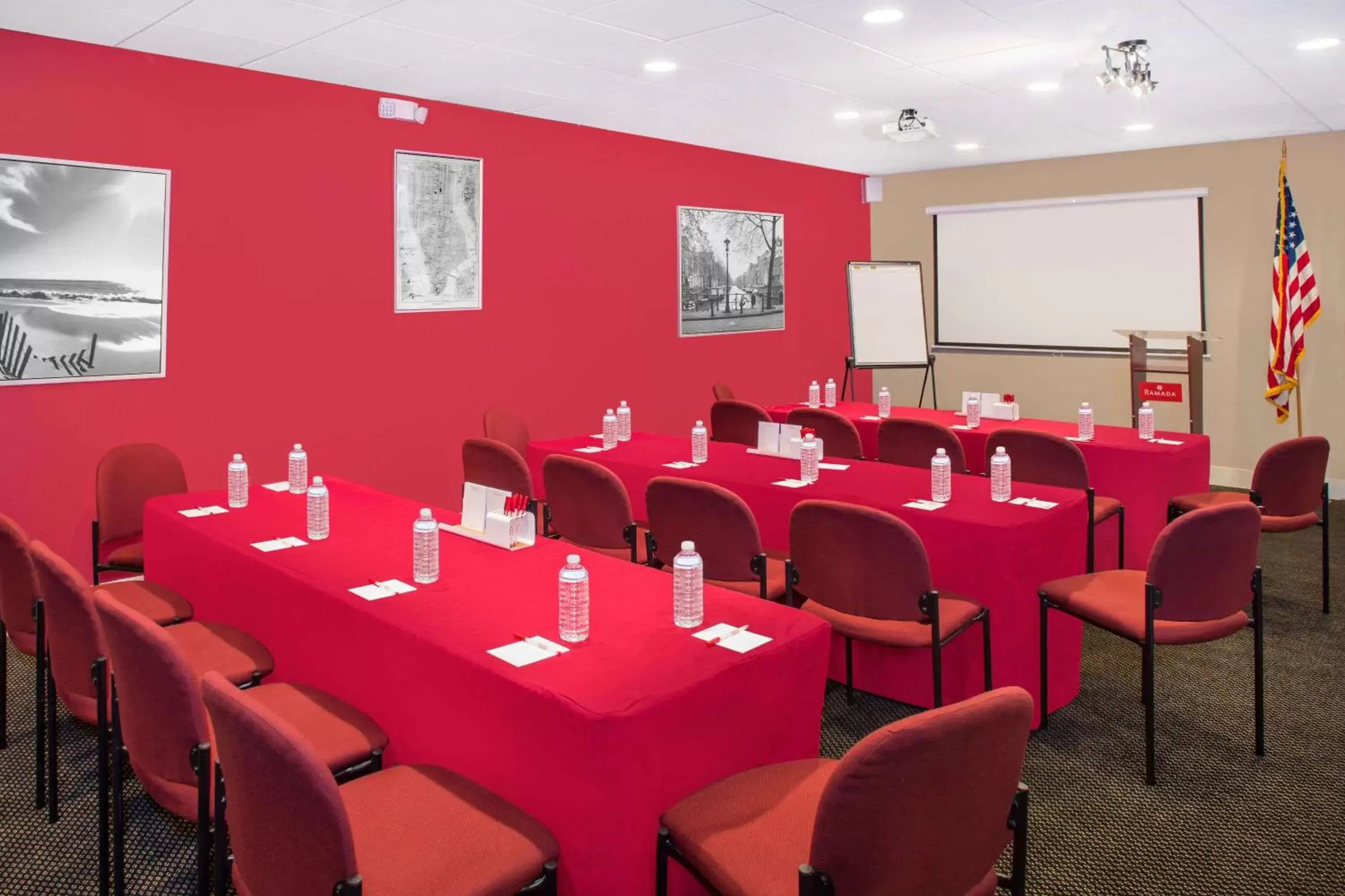 Meeting/conference room in Ramada by Wyndham Miami Springs/Miami International Airport