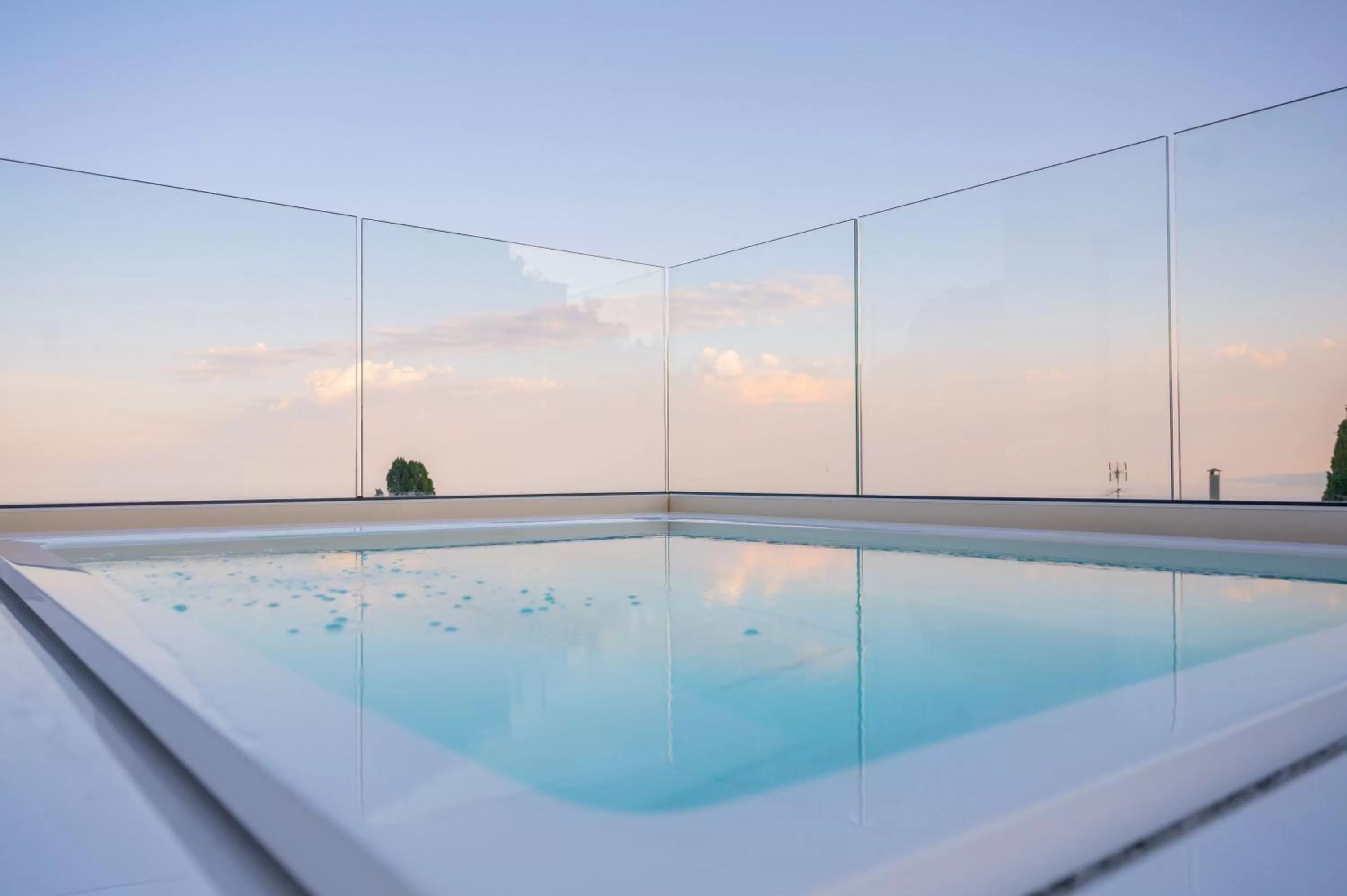 Solarium in Naxi Suites