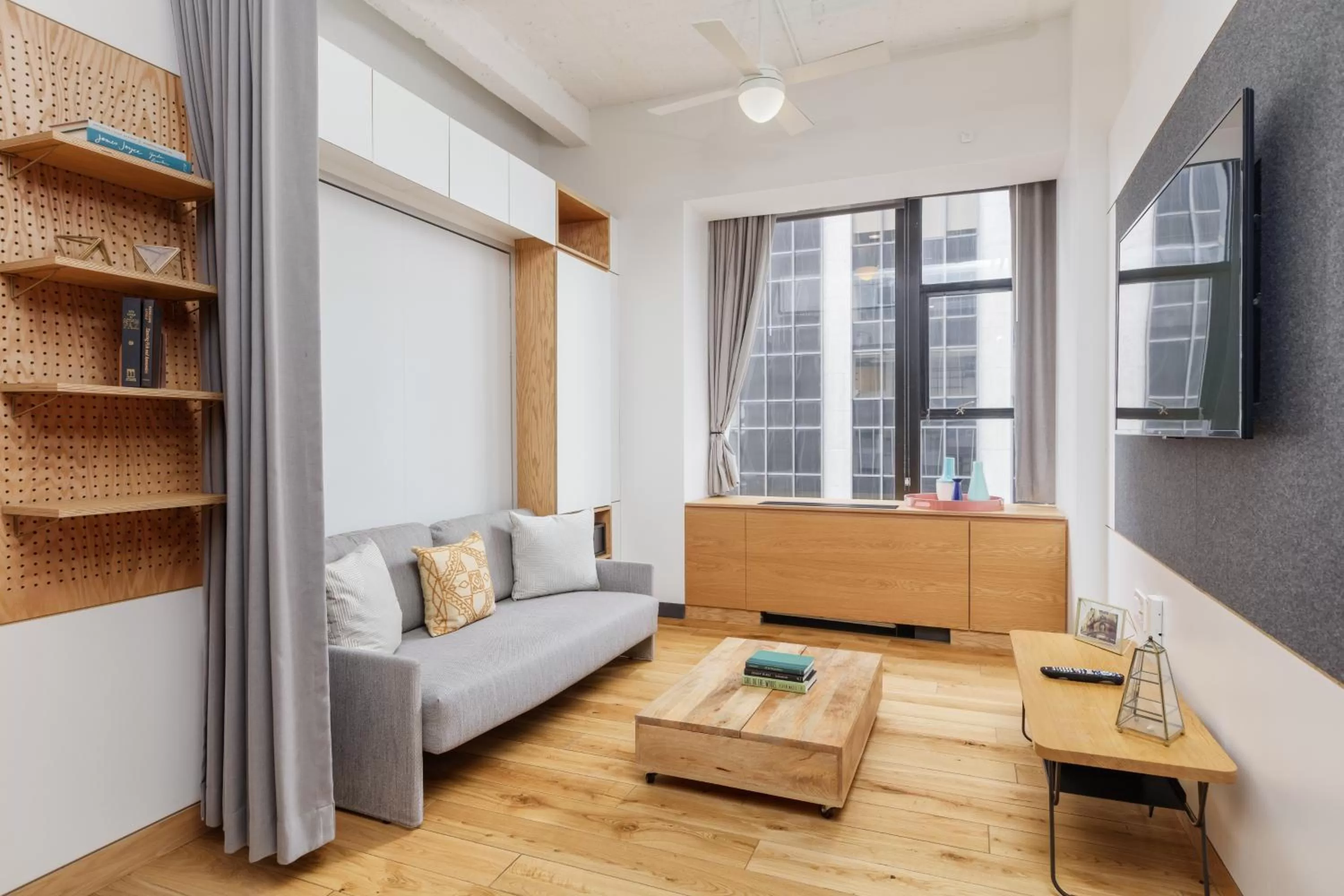 Living room in Placemakr Wall Street