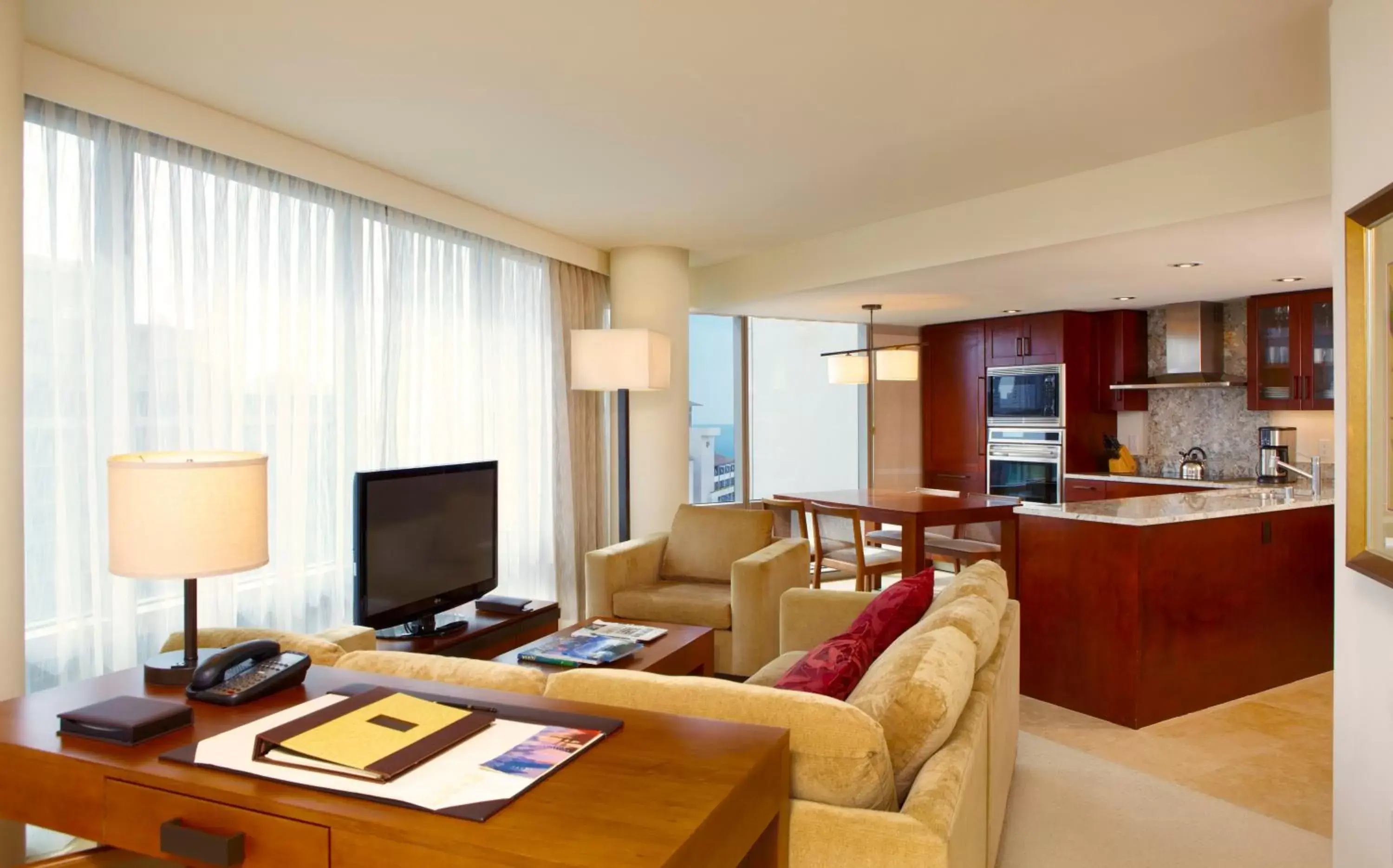 Deluxe One-Bedroom Suite with City View in Trump International Hotel Waikiki