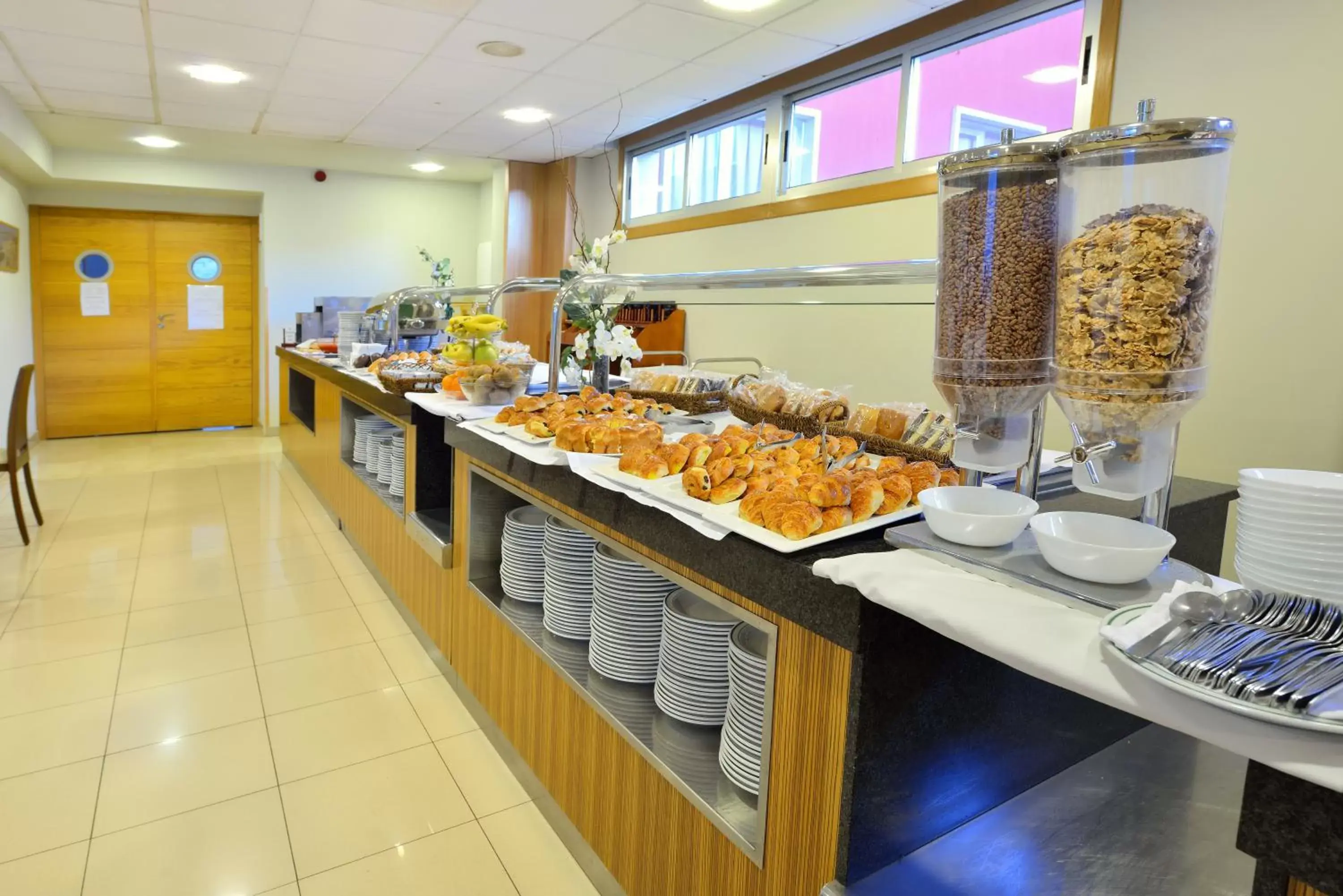 Buffet breakfast in Hotel Spa Norat O Grove 3* Superior