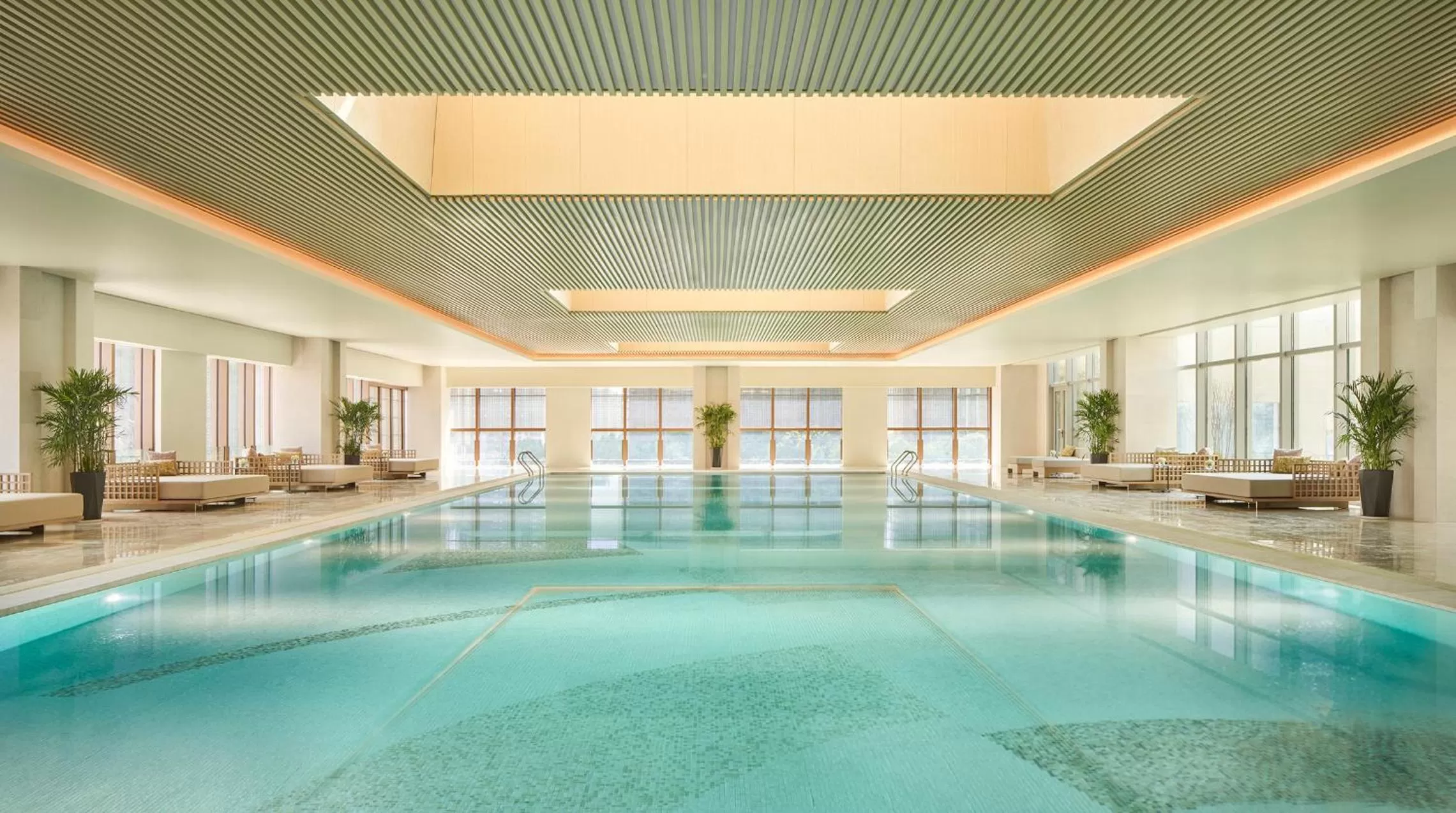 Swimming pool in Hyatt Regency Ningbo Hangzhou Bay