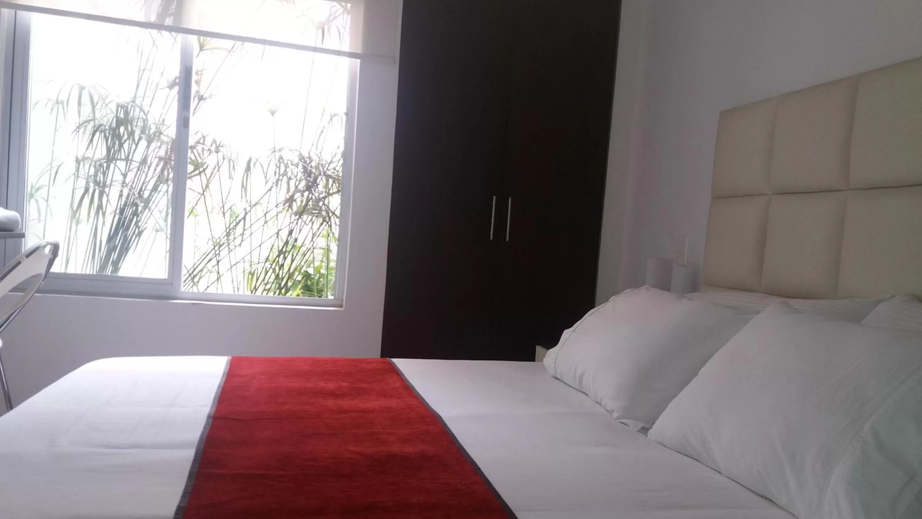 Photo of the whole room, Bed in Hotel Ipanema Meridian